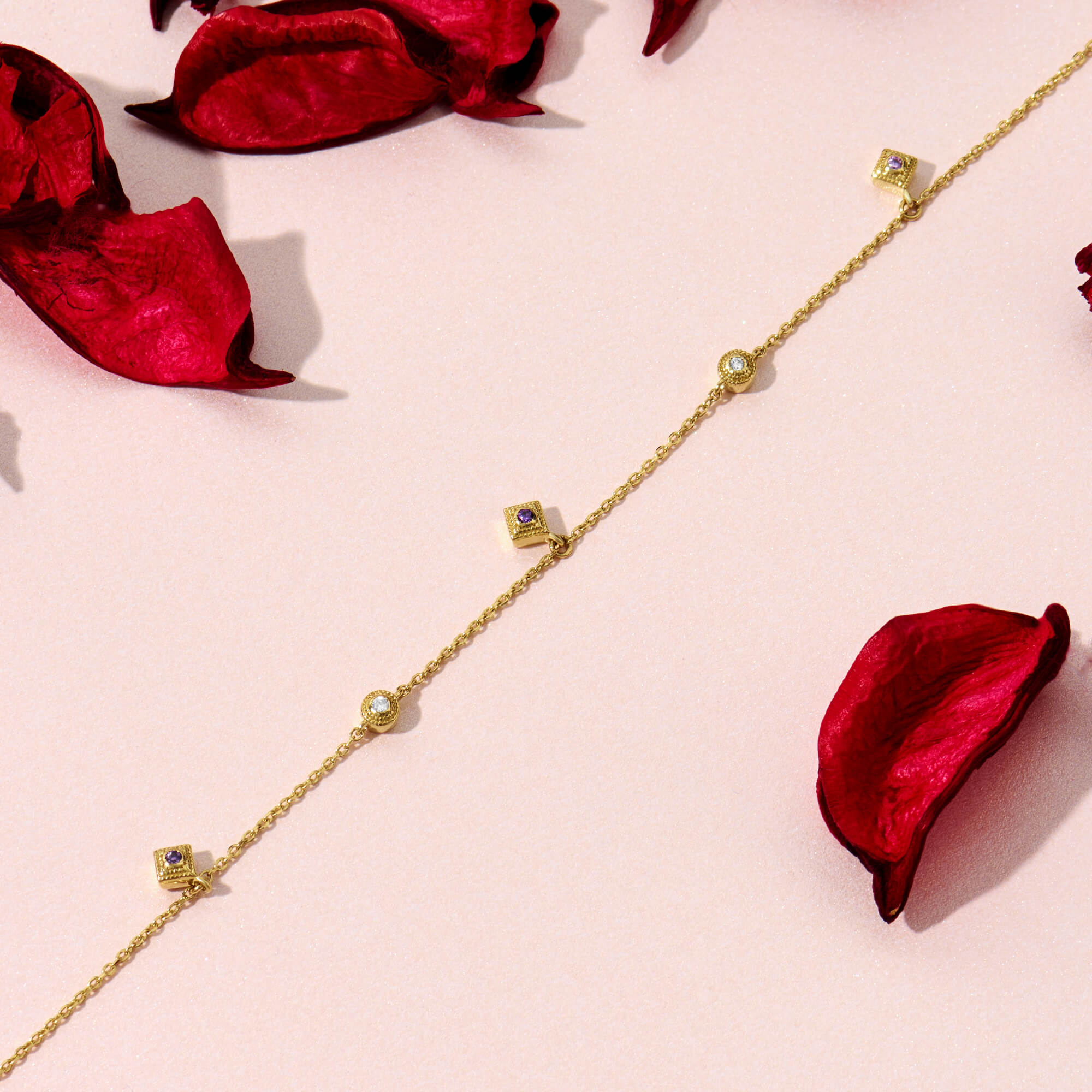 Talisman Bracelet with Amethyst in 14K Yellow Gold