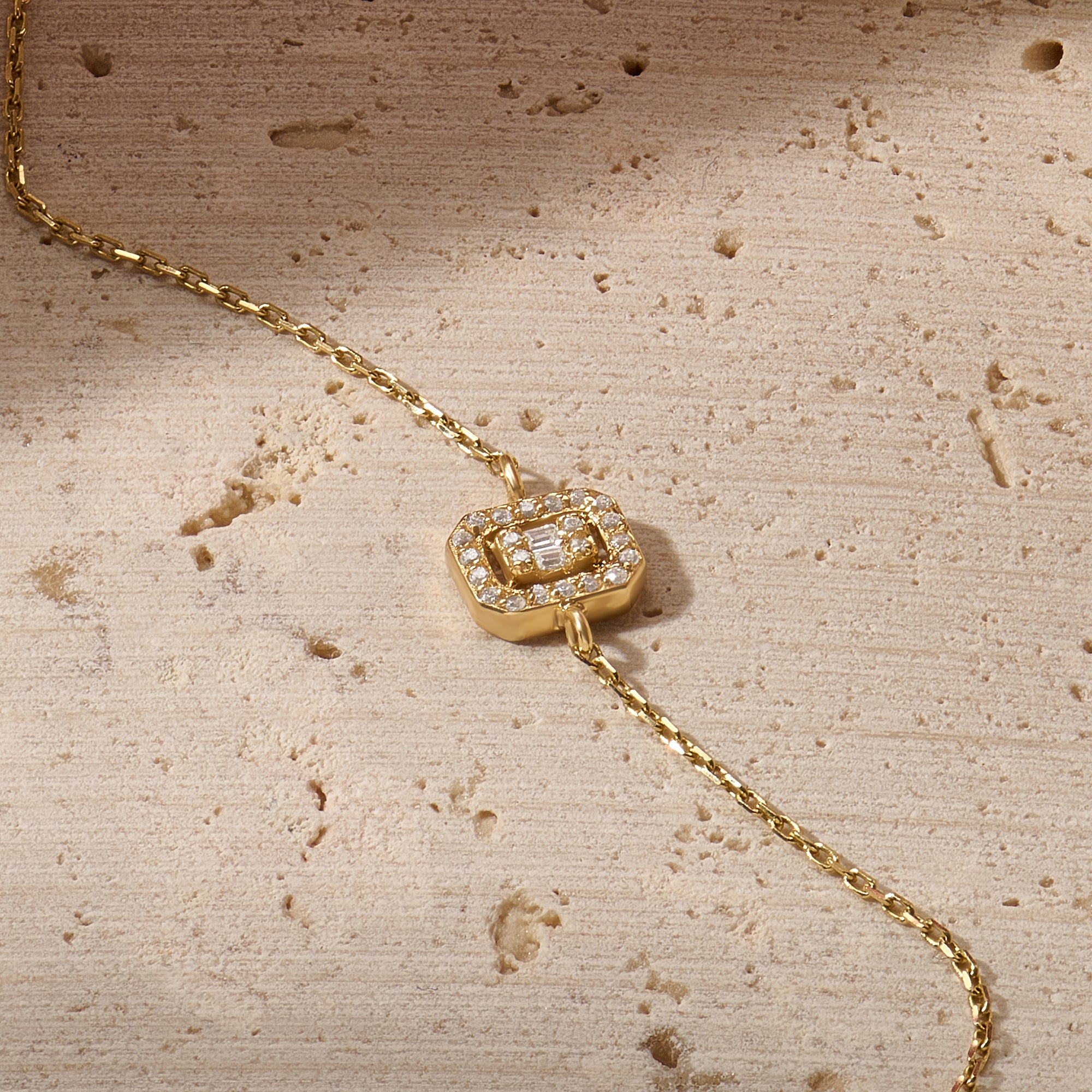 14K Solid Yellow Gold Baguette Charm Bracelet