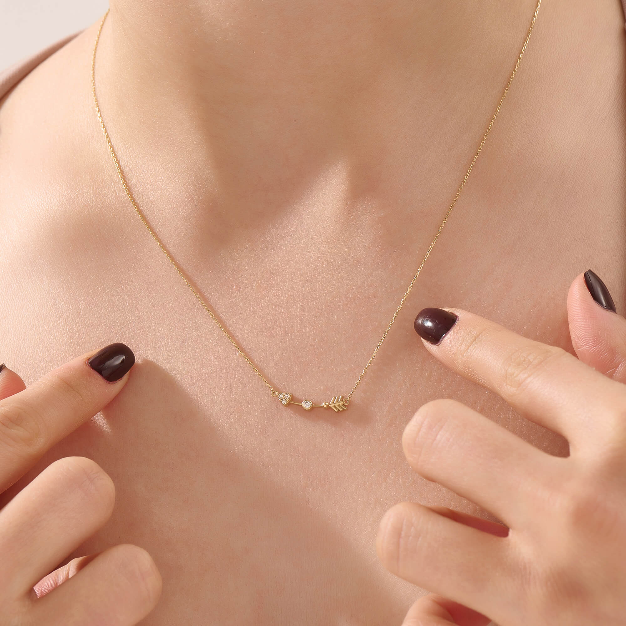 Women's Solid Gold Bezel Arrow Design Necklace