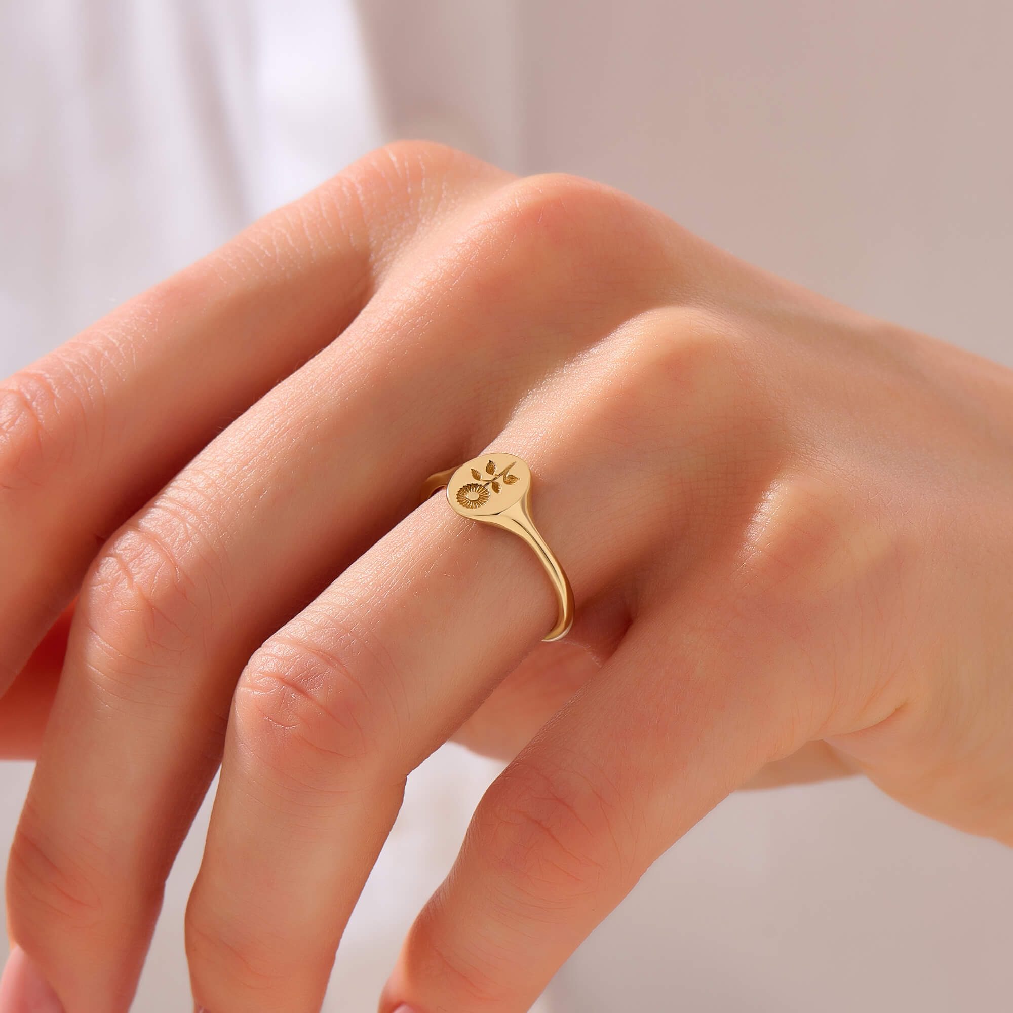 Women's Yellow Solid Gold Calendula Signet Ring