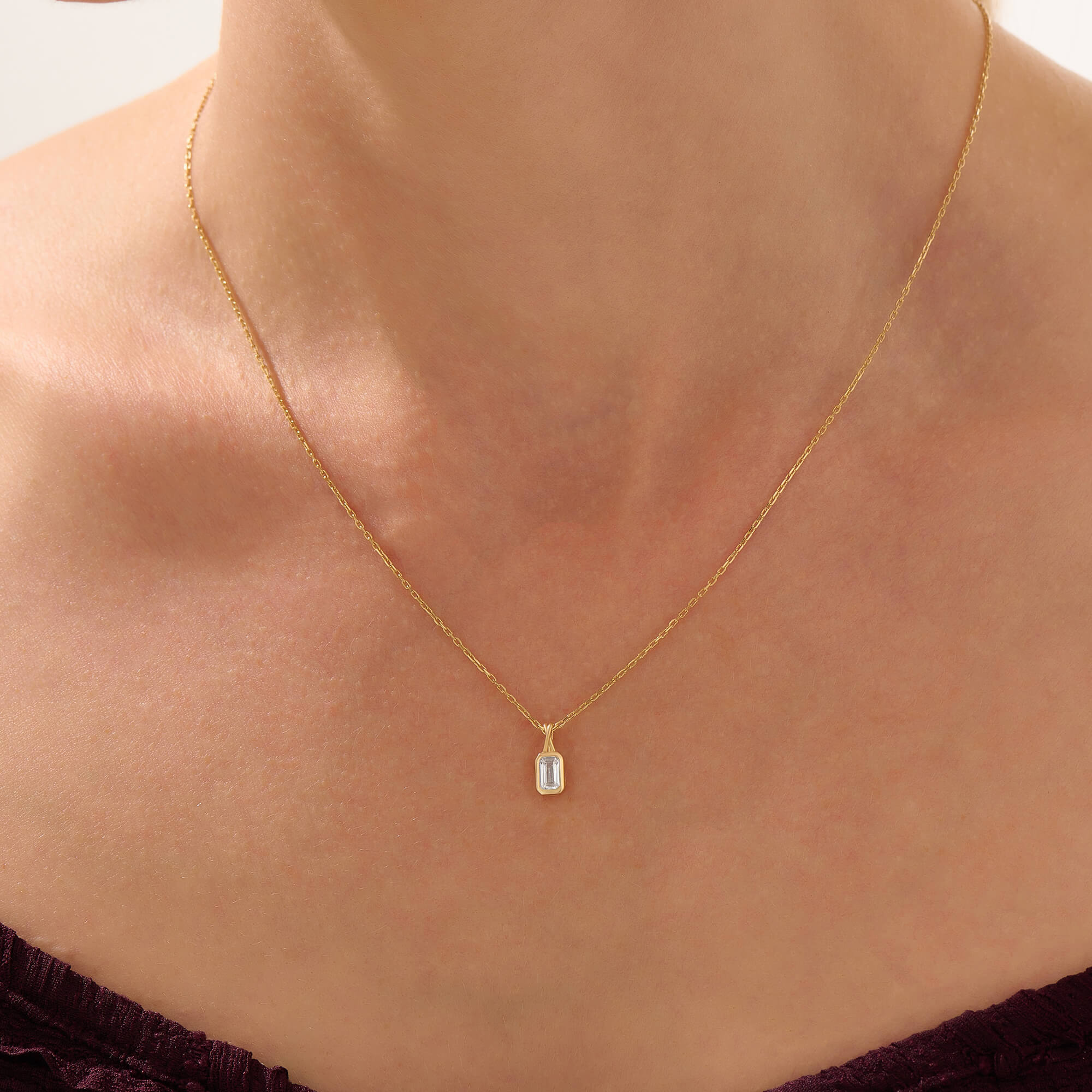 Women's Classic Baguette Necklace in Gold Vermeil