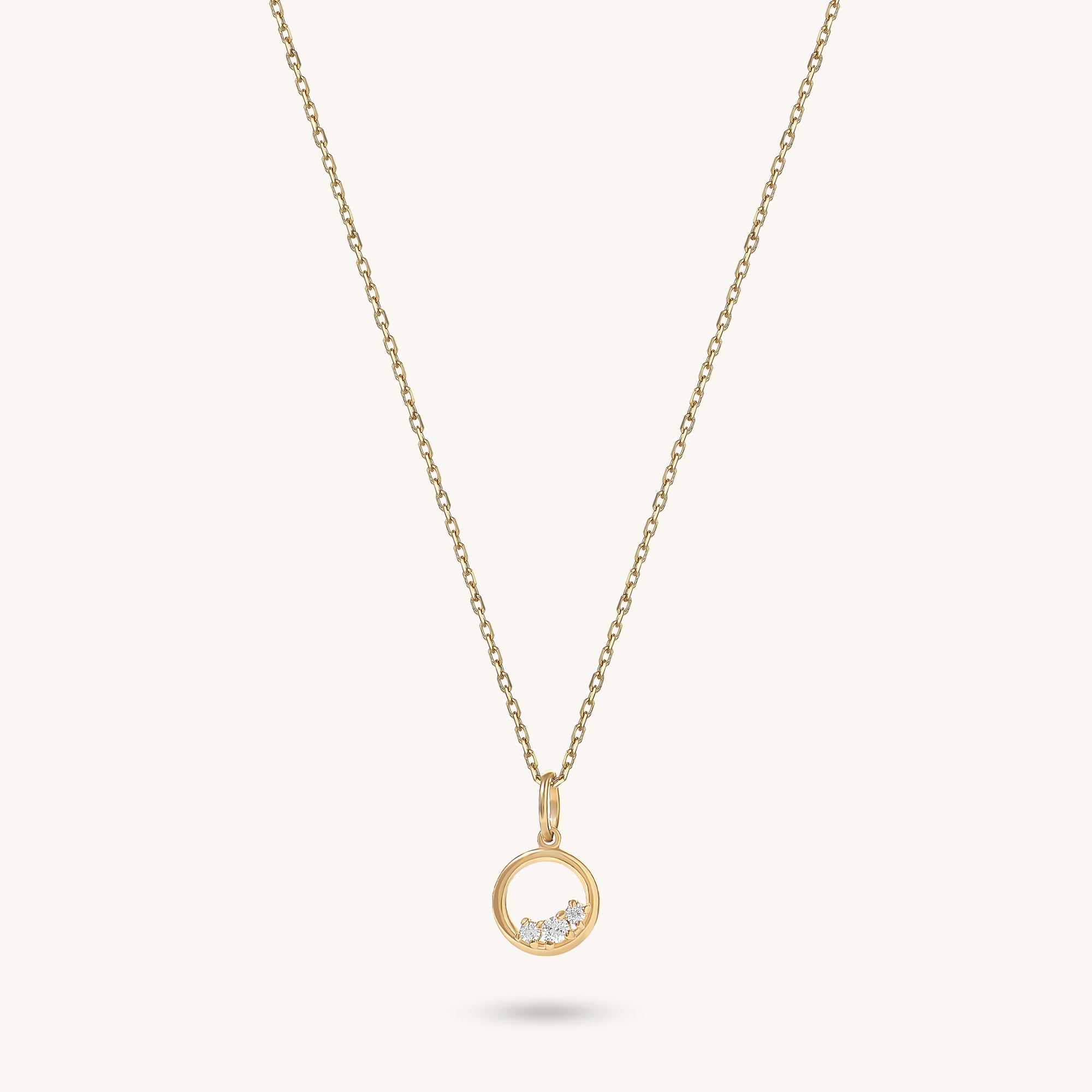 Cluster Circle Necklace in 14K Gold