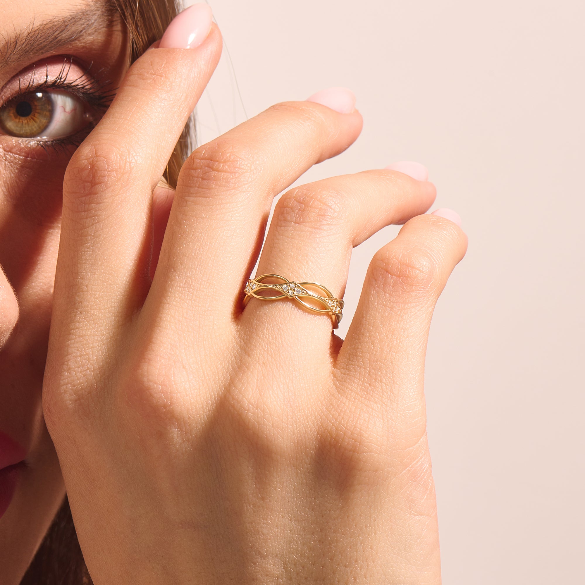 14k Solid Gold 0.29 ctw Diamond Pave Celtic Knot Wedding Band