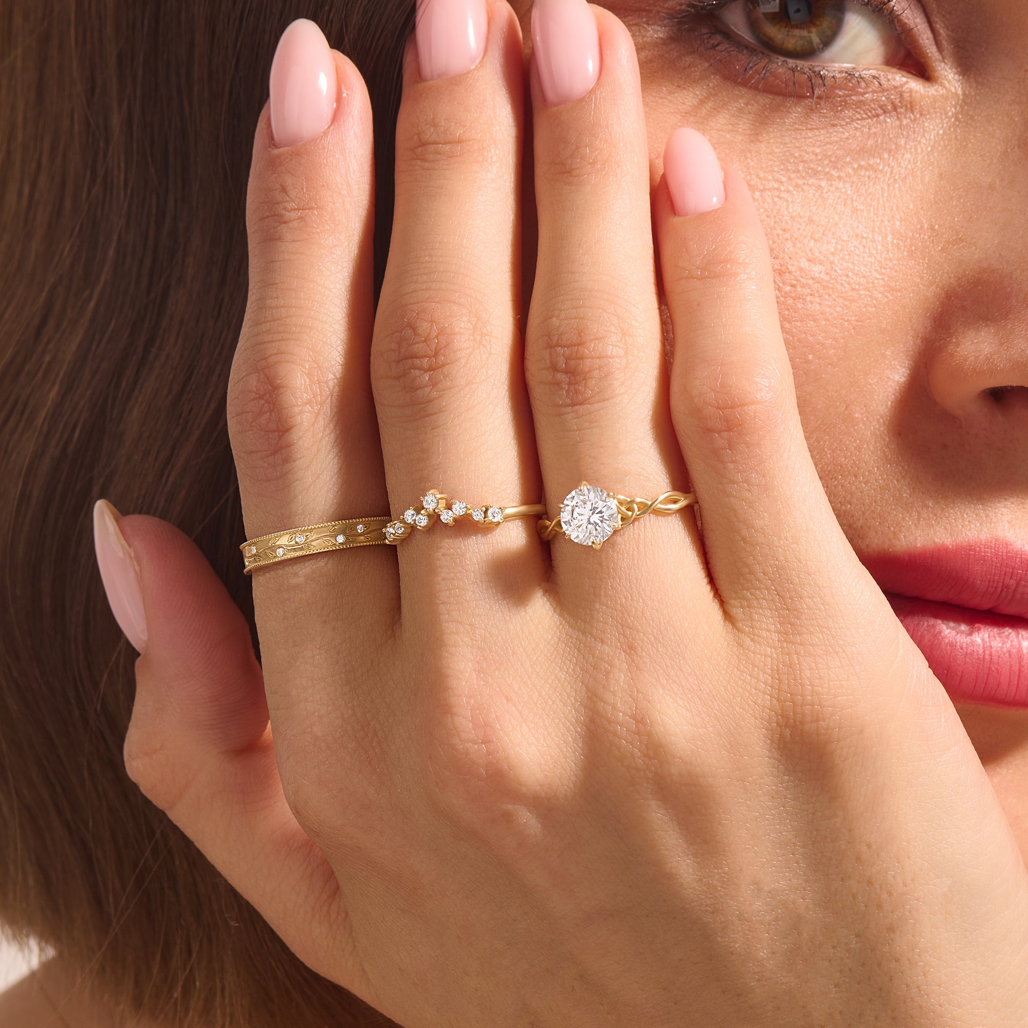 14k Solid Gold 0.14ctw Diamond Cluster Curve Ring