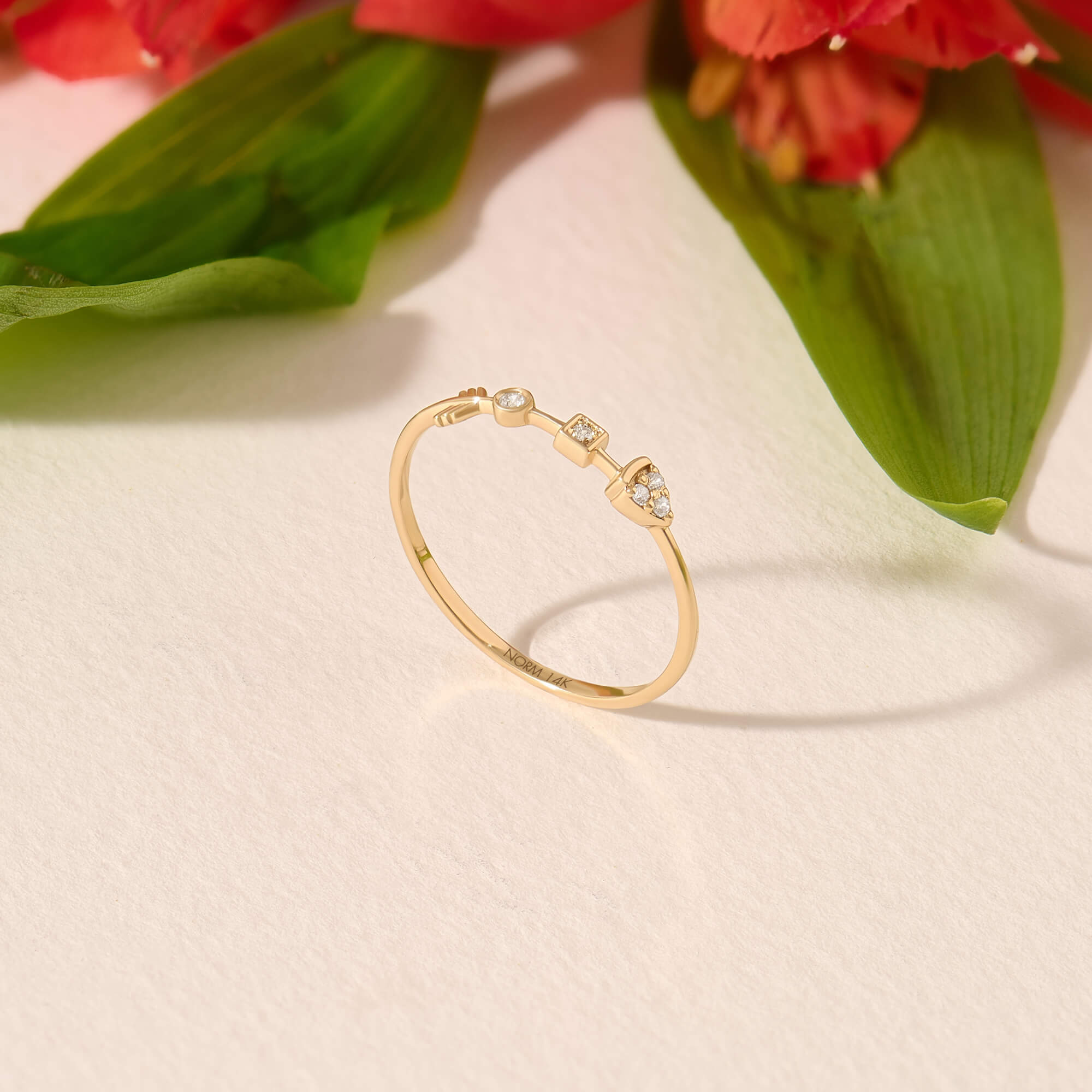 Geometric Design Solid Gold Arrow Ring