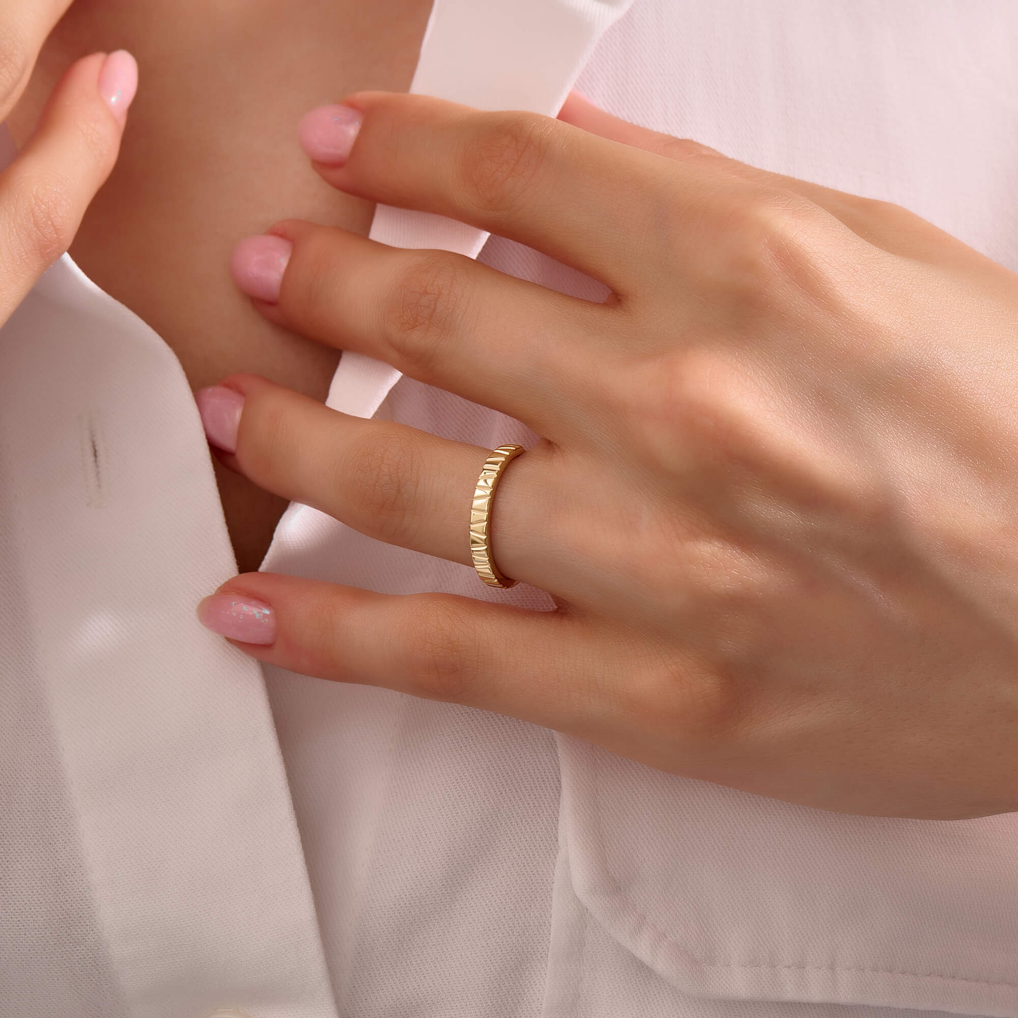 Grooved Band Ring in Yellow Solid Gold