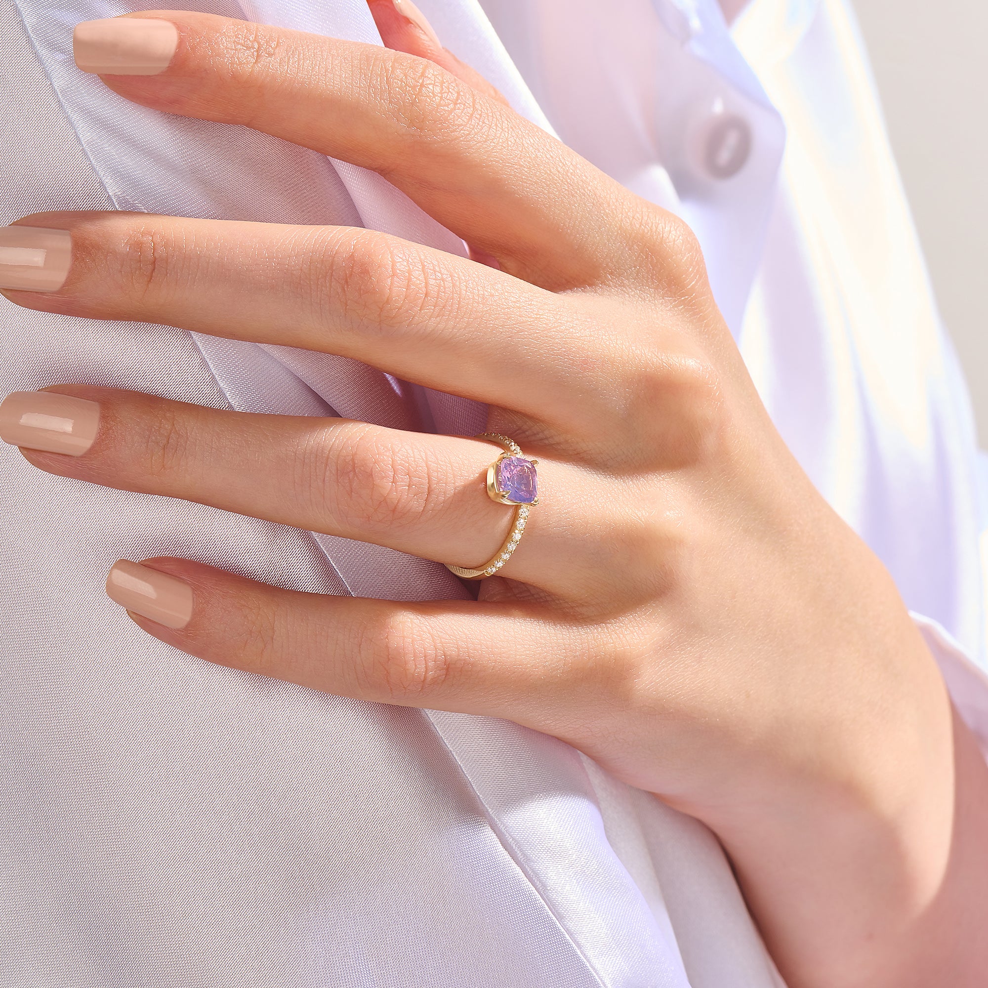 Cushion-Cut Chalcedony Hover Engagement Ring in 14k Real Gold