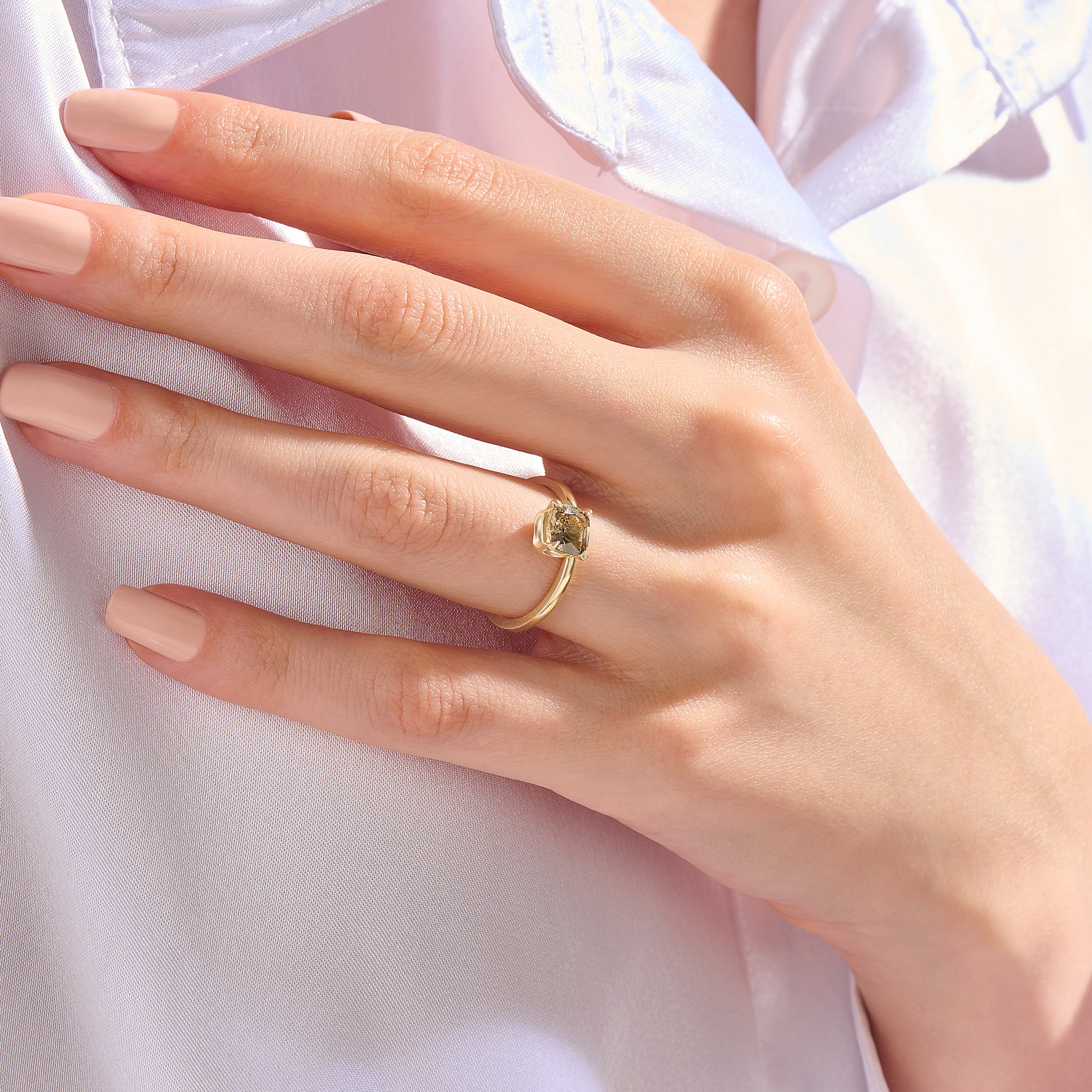14k Solid Gold Cushion-Cut Smokey Gray Hover Ring