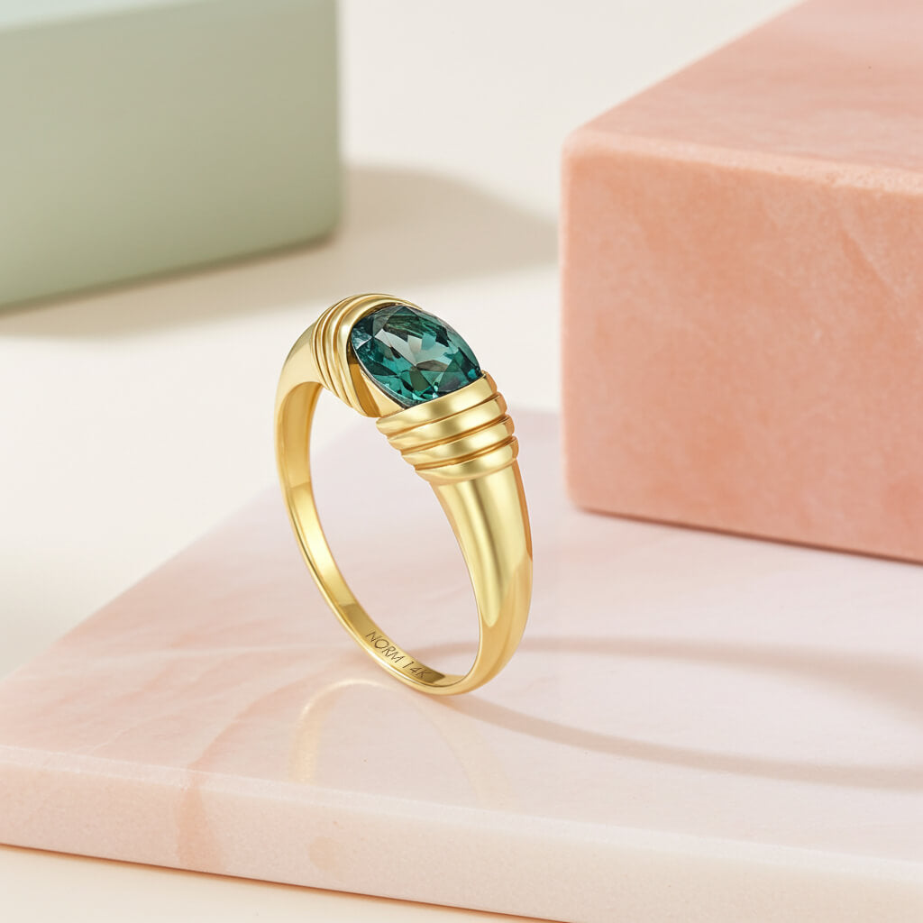 Solid Yellow Gold Majestic Ring with Alexandrite