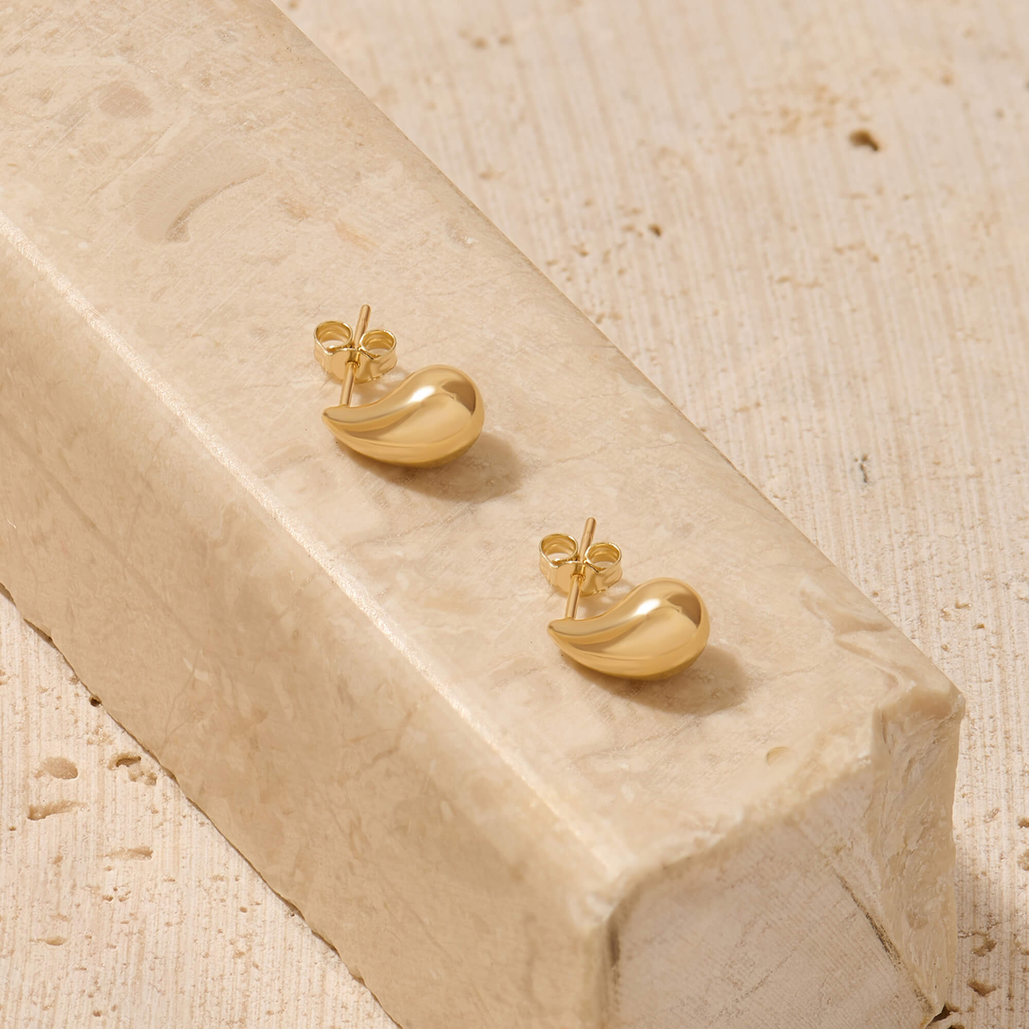 Women's Mini Teardrop Earrings in Solid Yellow Gold