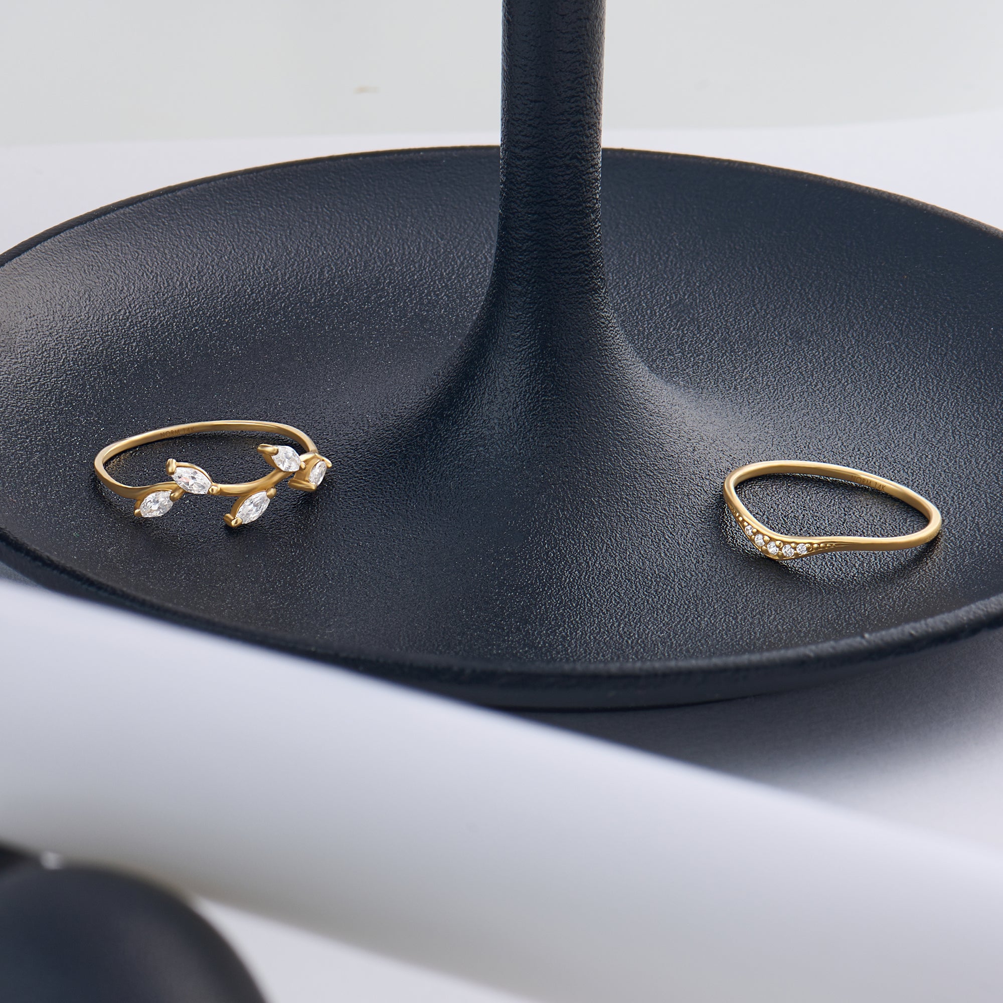 14k Solid Gold Minimalist Diamond Curved Stacking Wedding Ring