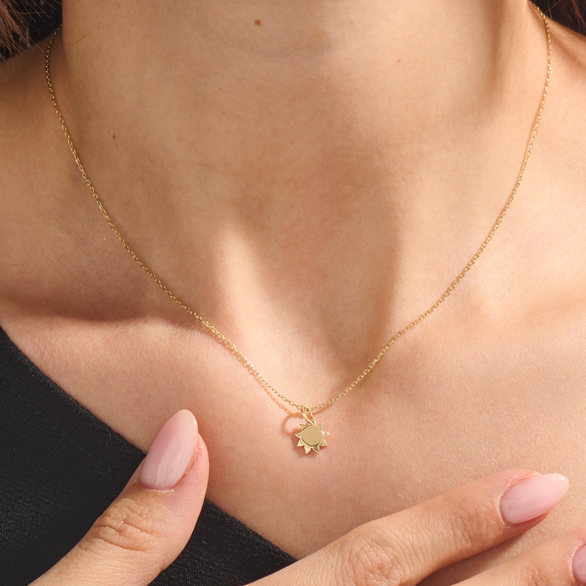 14K Solid Gold Minimalist Sun Charm Necklace
