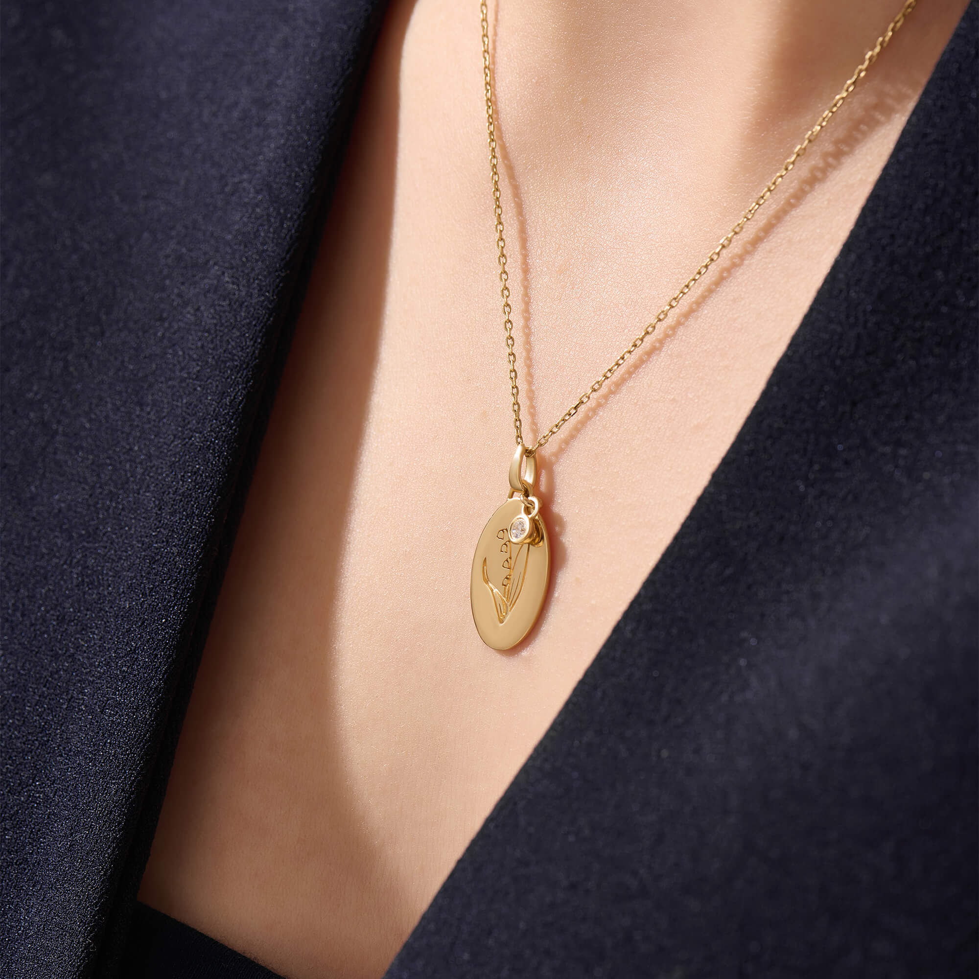 Women's Oval Lily of the Valley Necklace in 24K Gold Vermeil