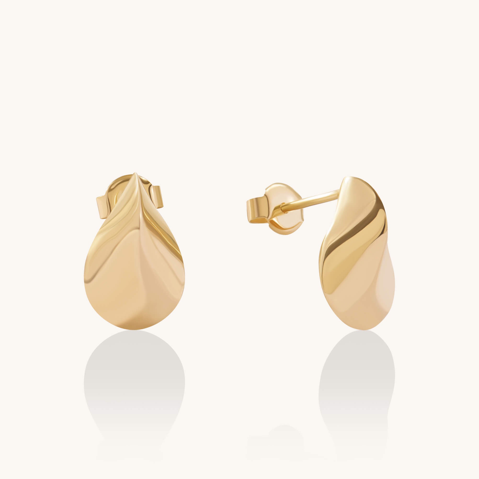 Ribbed Teardrop Stud Earrings in 24K Gold Vermeil
