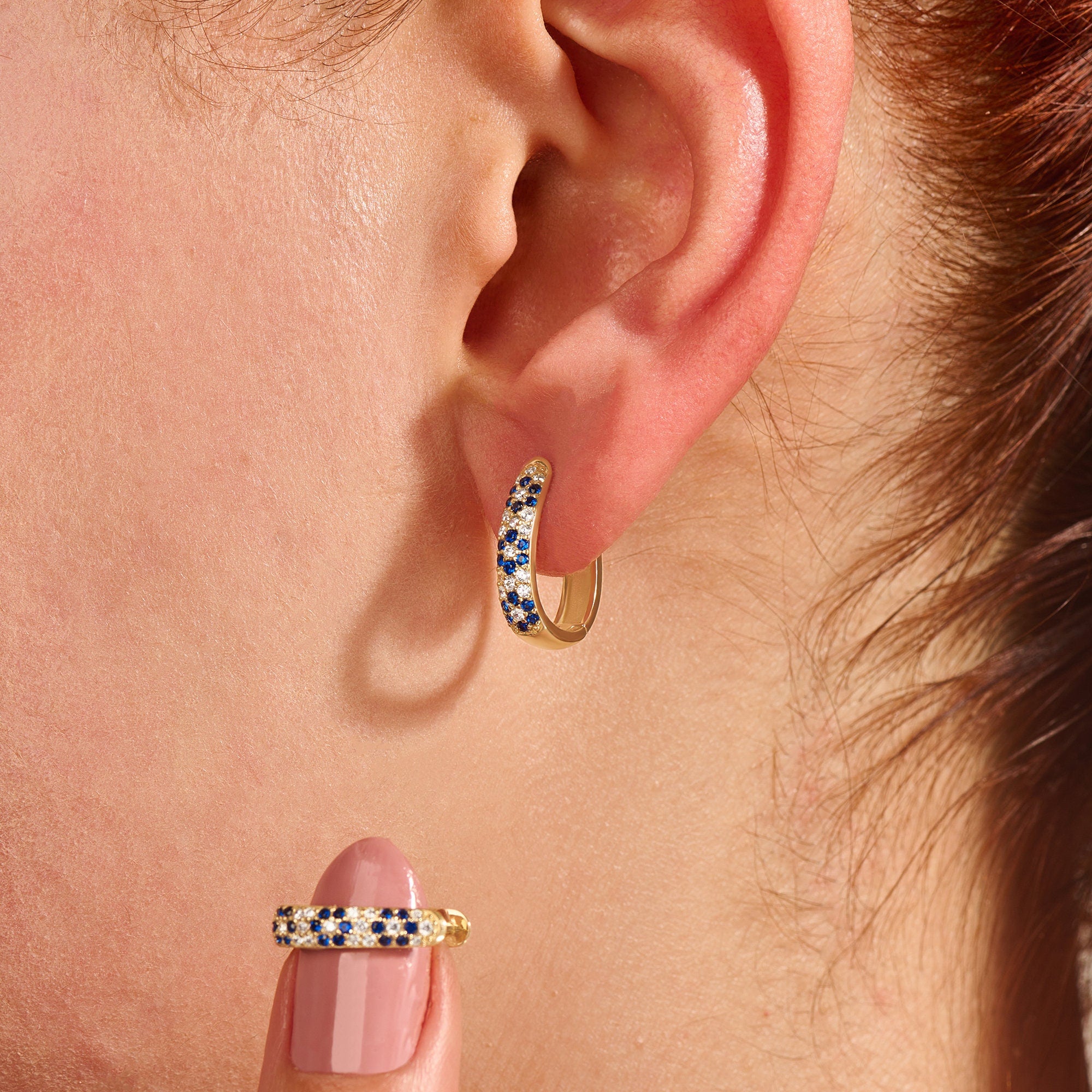 14K Solid Gold Sapphire Daisy Flower Huggie Earrings