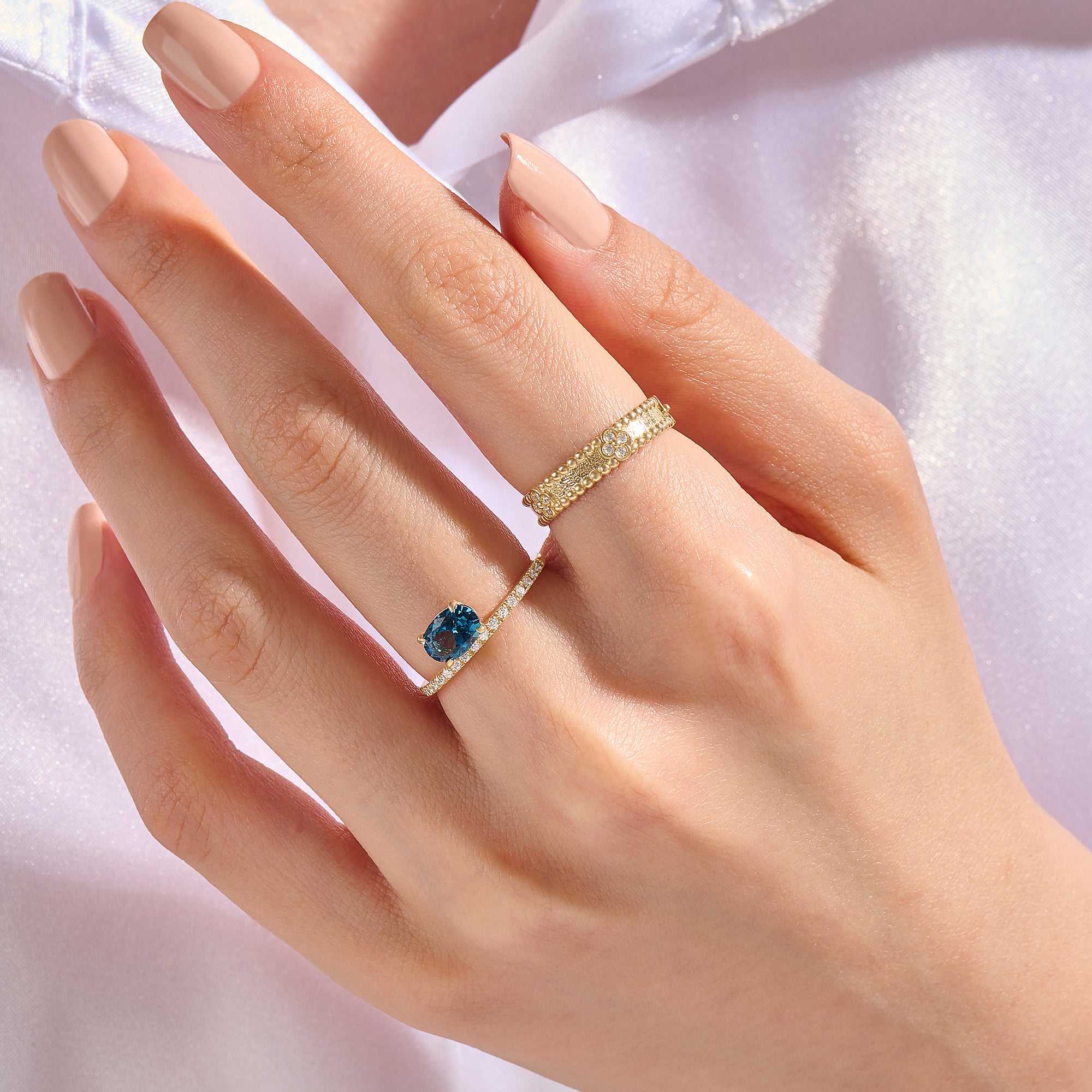 14K Real Yellow Gold Flower Design Bold Band Ring