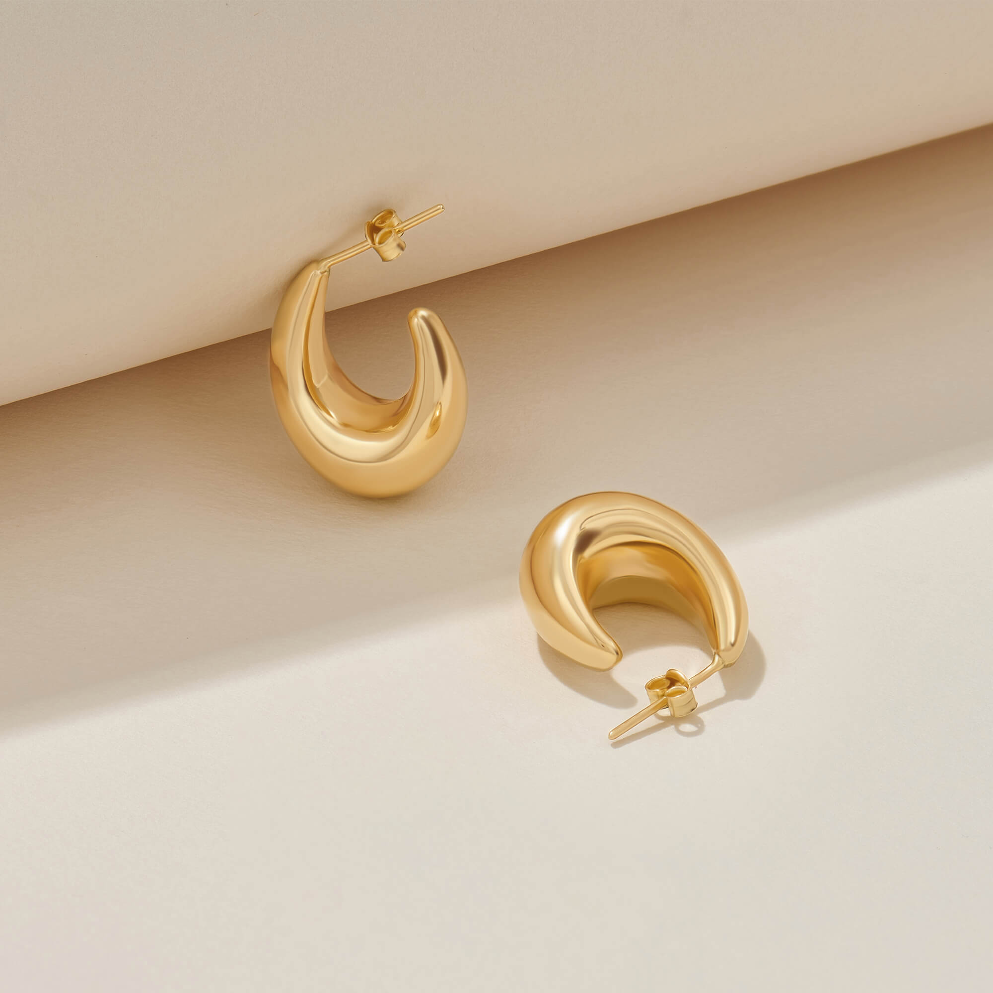 Teardrop Open Hoop Earrings in Solid Gold