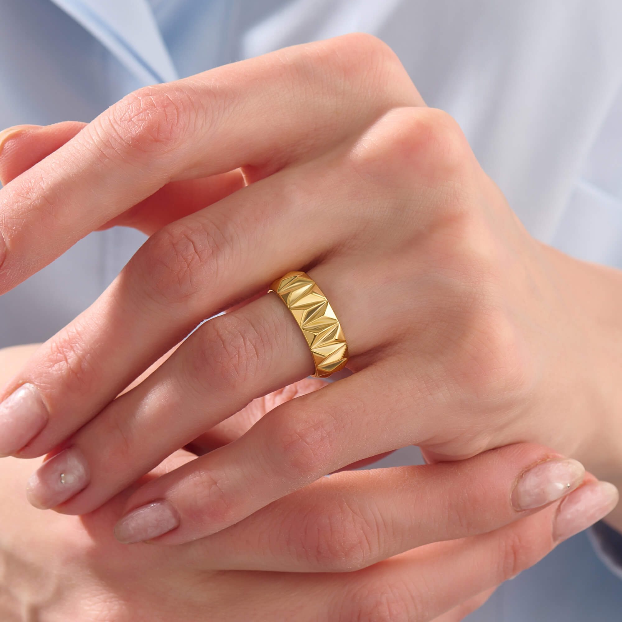 Women's Triangle Bold Band Ring in 24K Gold Plated Vermeil on 925 Solid Silver