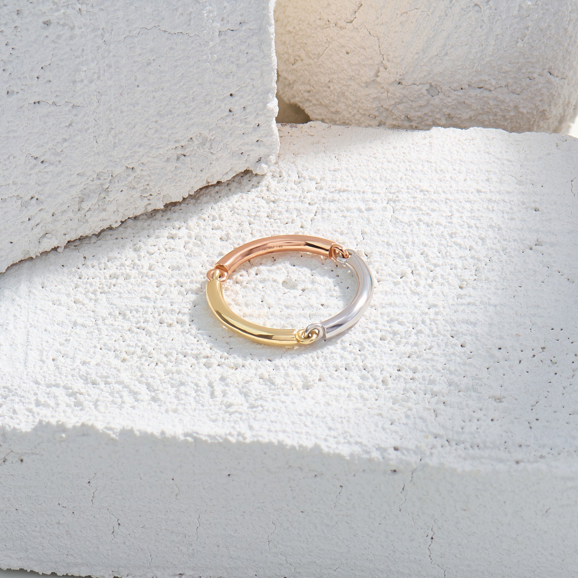 Three Colored Link Band Ring in 14K Solid Gold