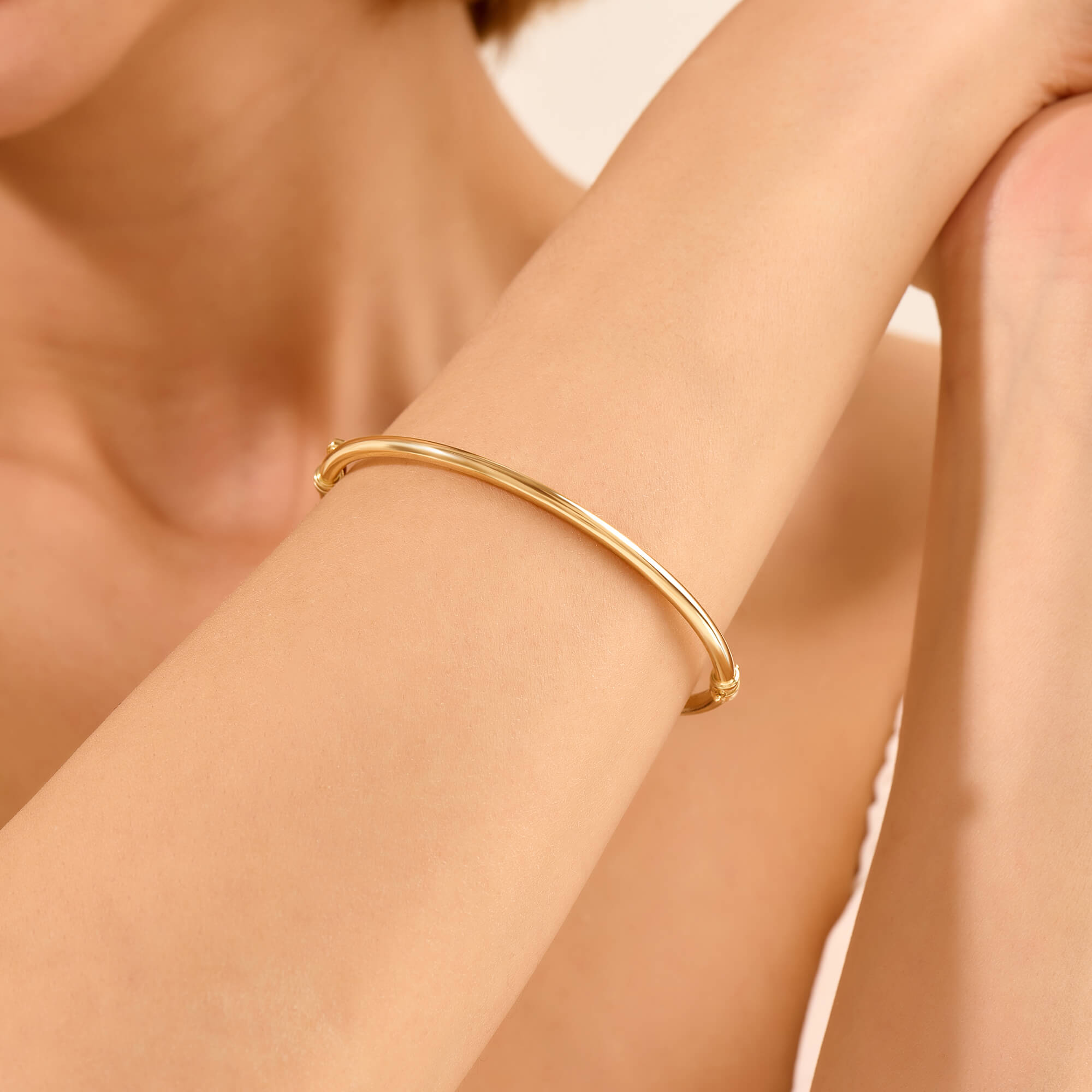 Women's Tube Bangle Bracelet in 14K Real Yellow Gold