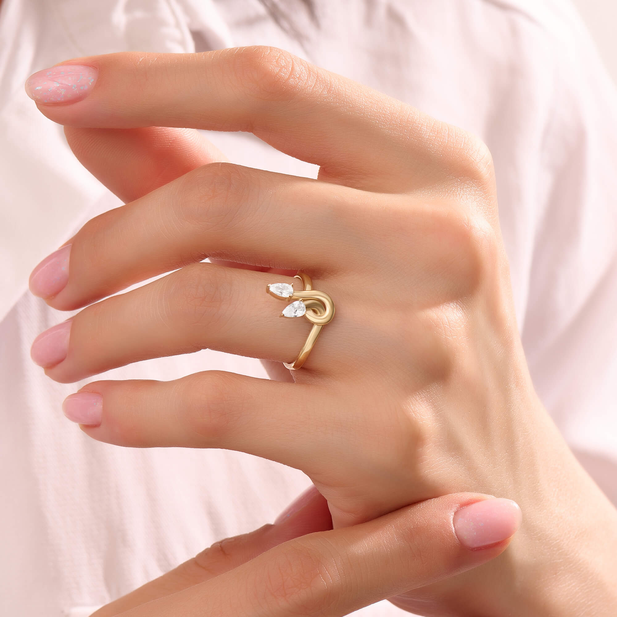 Women's Twin Marquise Moissanite Design Ring in Yellow Gold