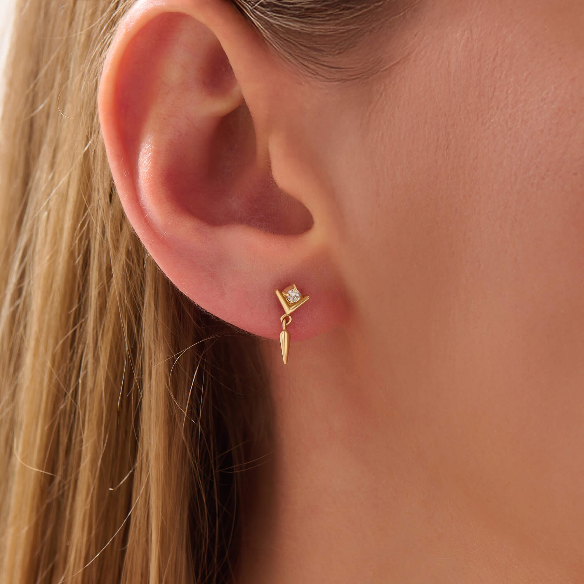 Women's Solid Gold V-Shape Stud Earrings