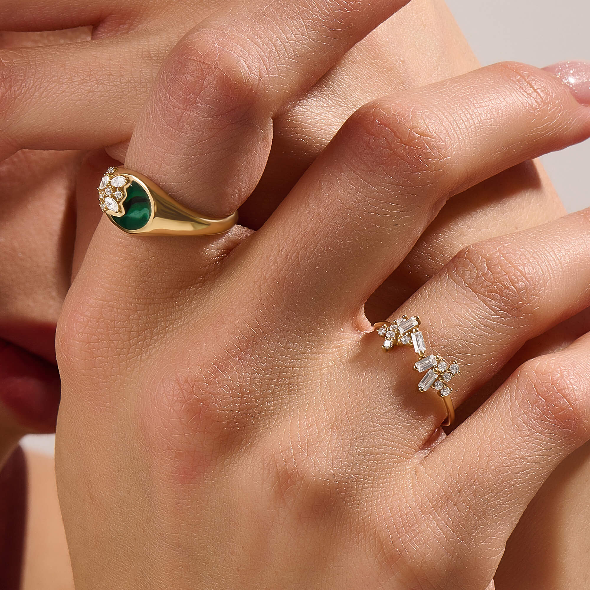 Women's 14K Solid Gold CZ Flower Green Enamel Oval Signet Ring
