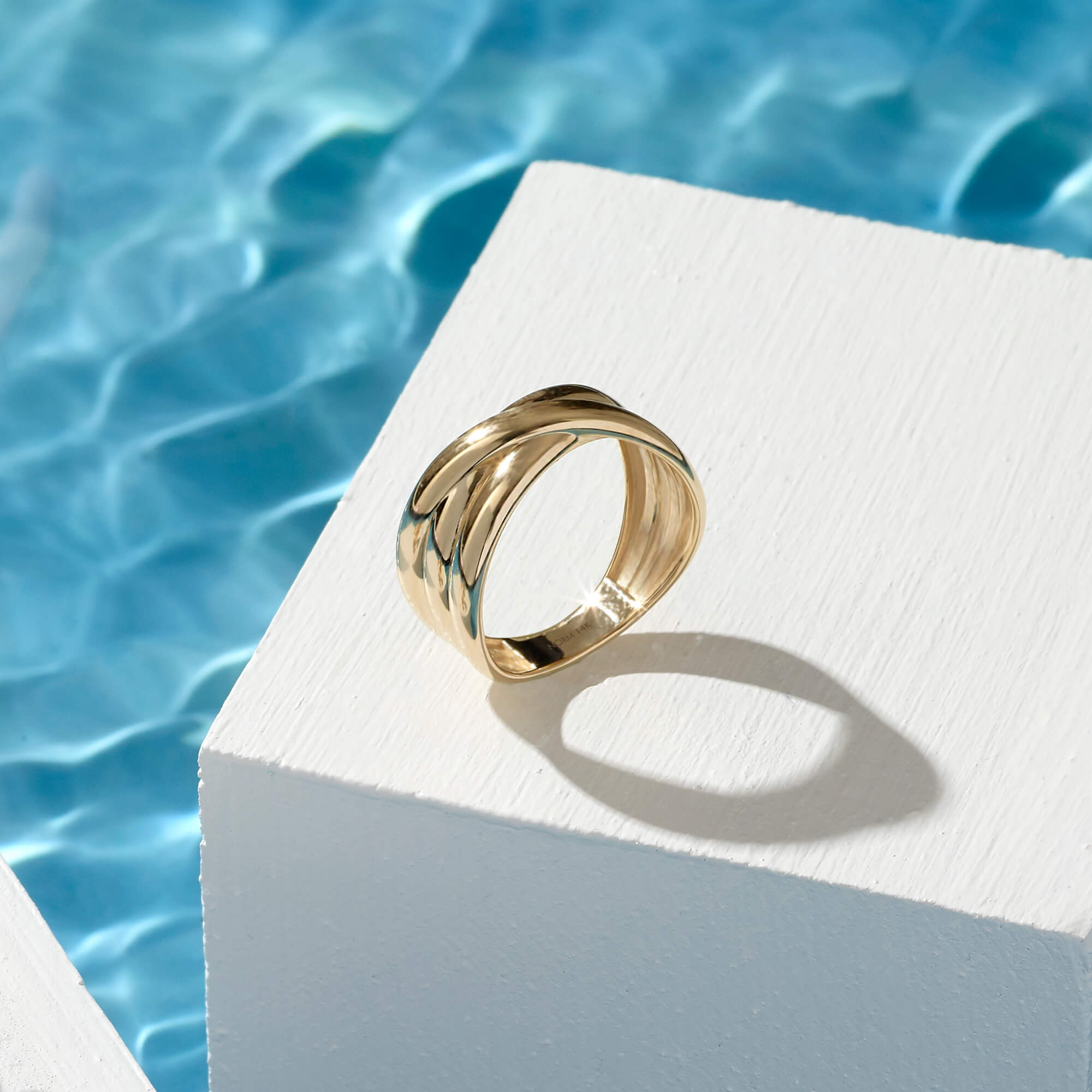 Crossover Wedding Band Ring in 14k Real Yellow Gold