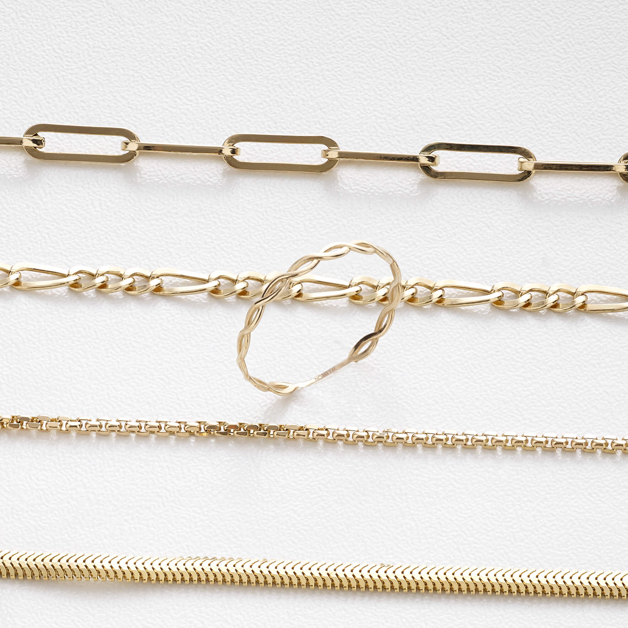 Iconic Twisted Chain Ring in 14k Real Gold