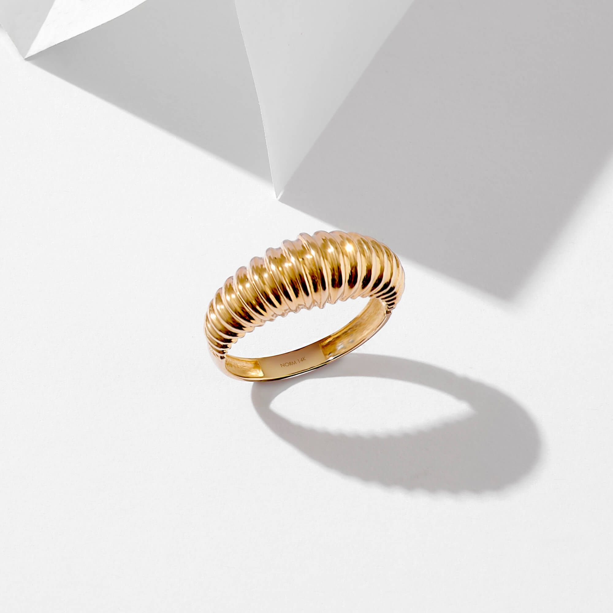 London Dome Chunky Ring in 14k Solid Gold