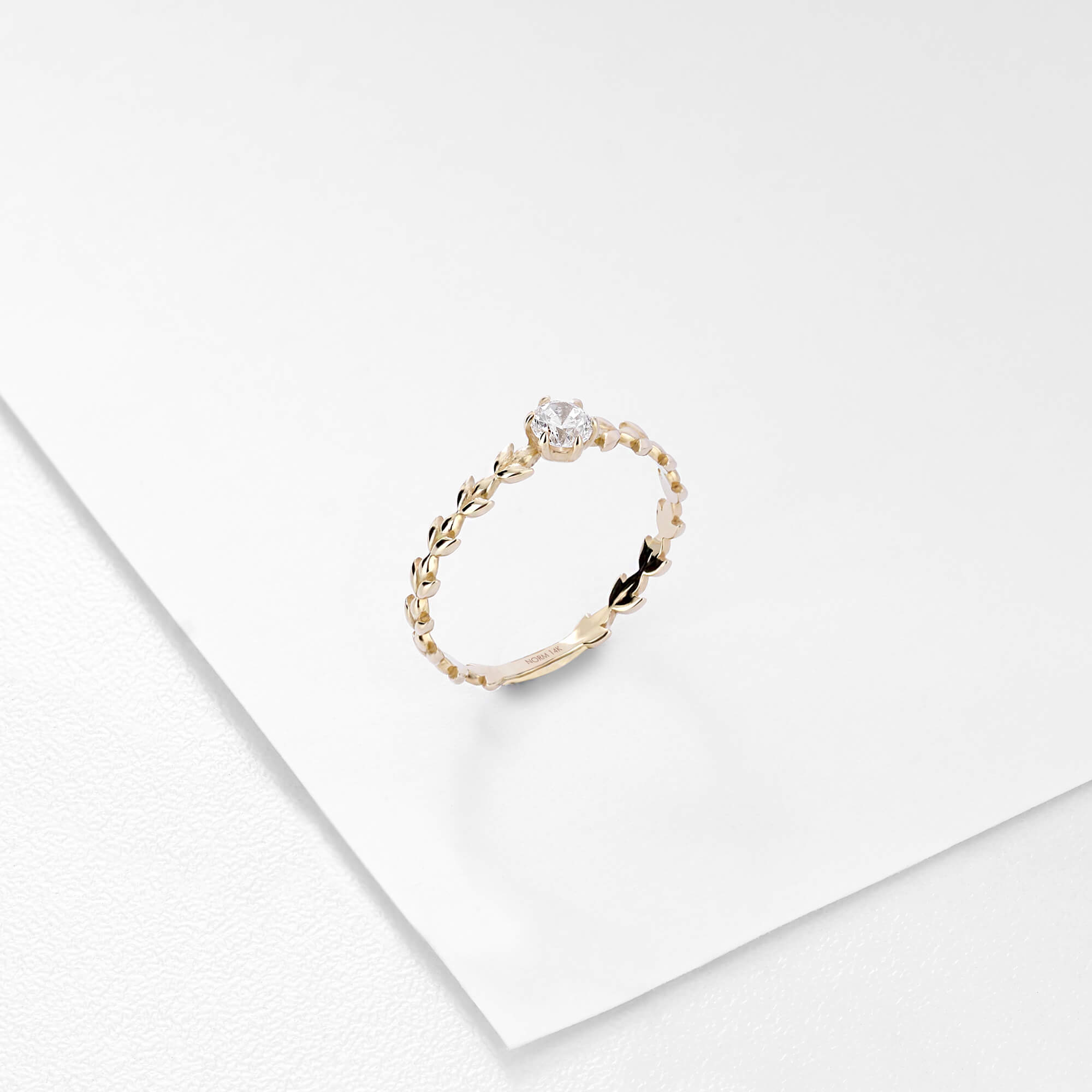 Solitaire Olive Leaf Engagement Ring in 4k Solid Yellow Gold