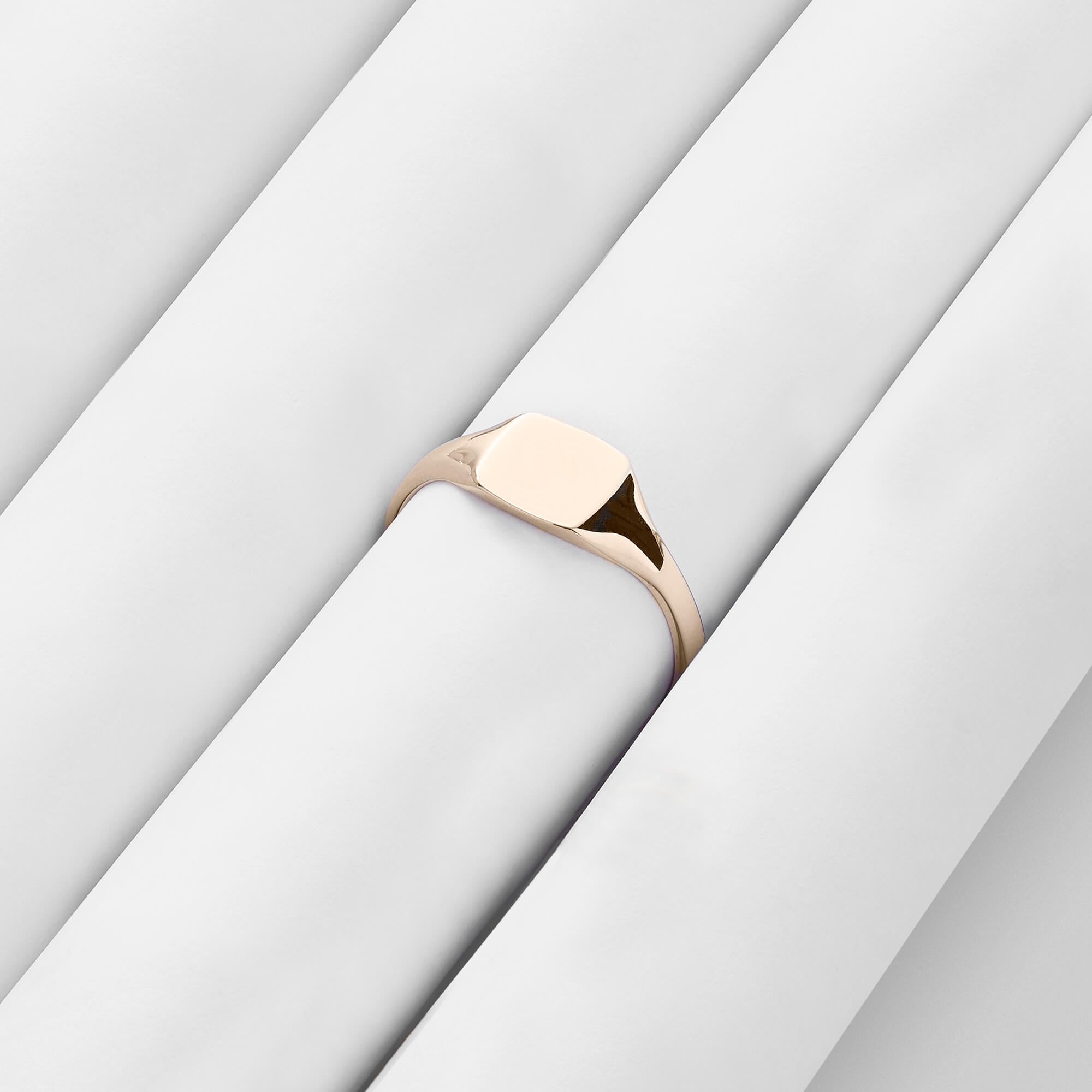 Women's Square Signet Pinky Ring in 14k Real Gold