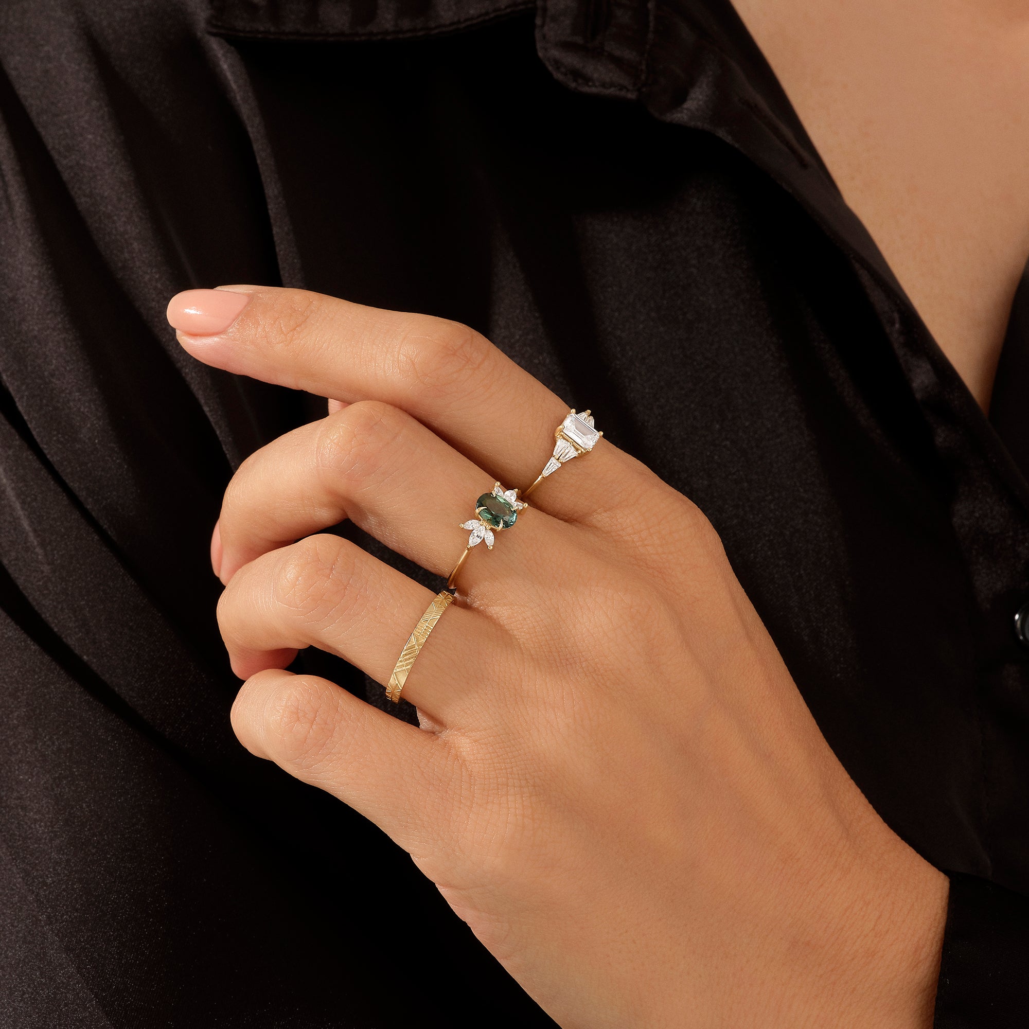 Alexandrite Flower Solitaire Ring in 14k Real Yellow Gold