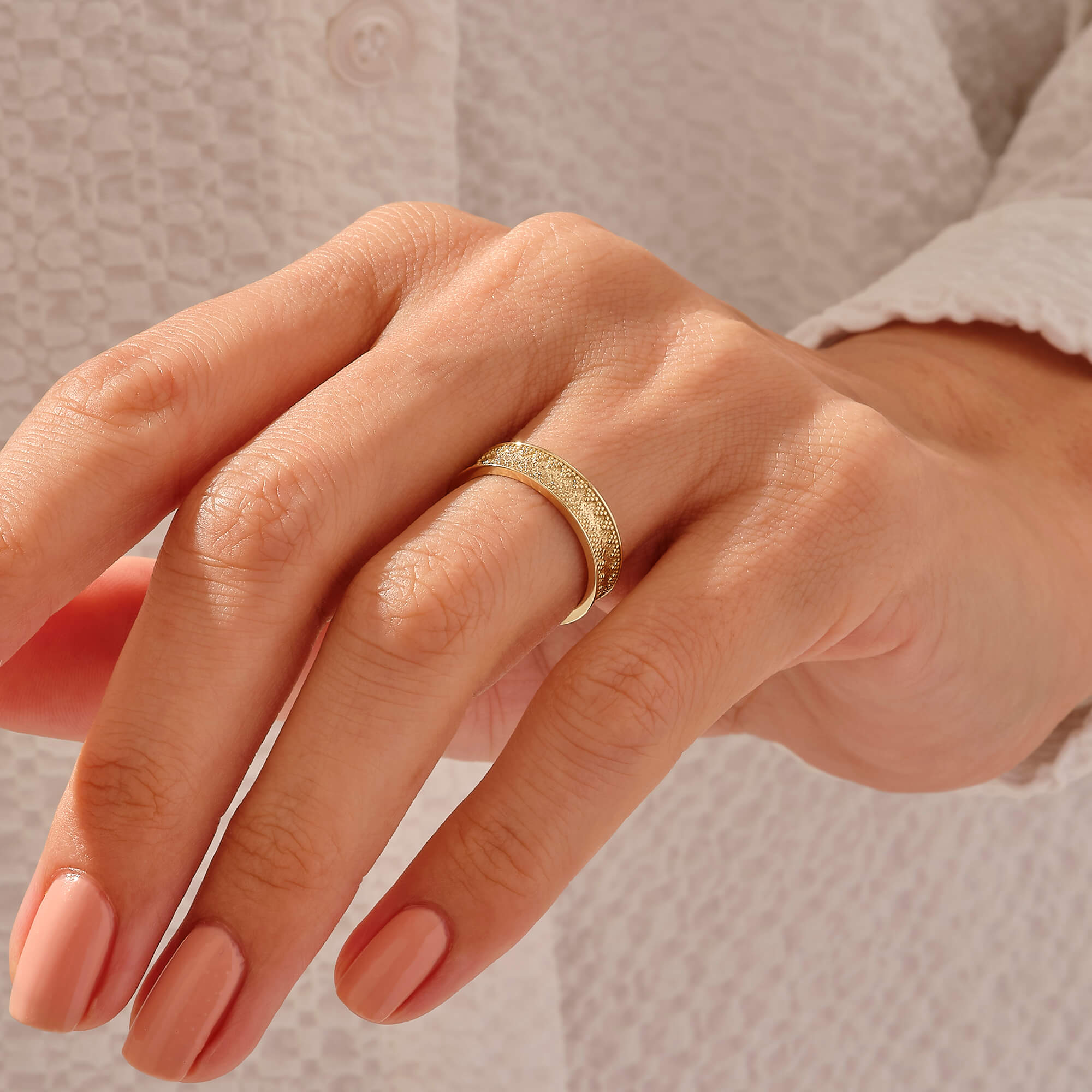 Women's Designer Band Ring in 14k Real Gold