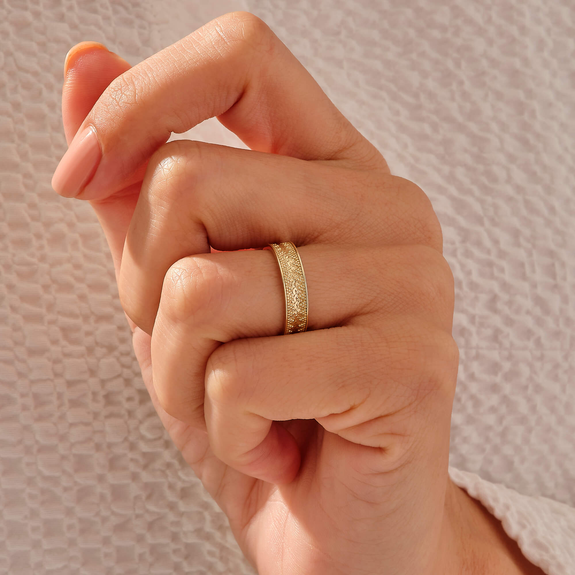 Women's 1.80mm Thick Band Ring in 14k Gold