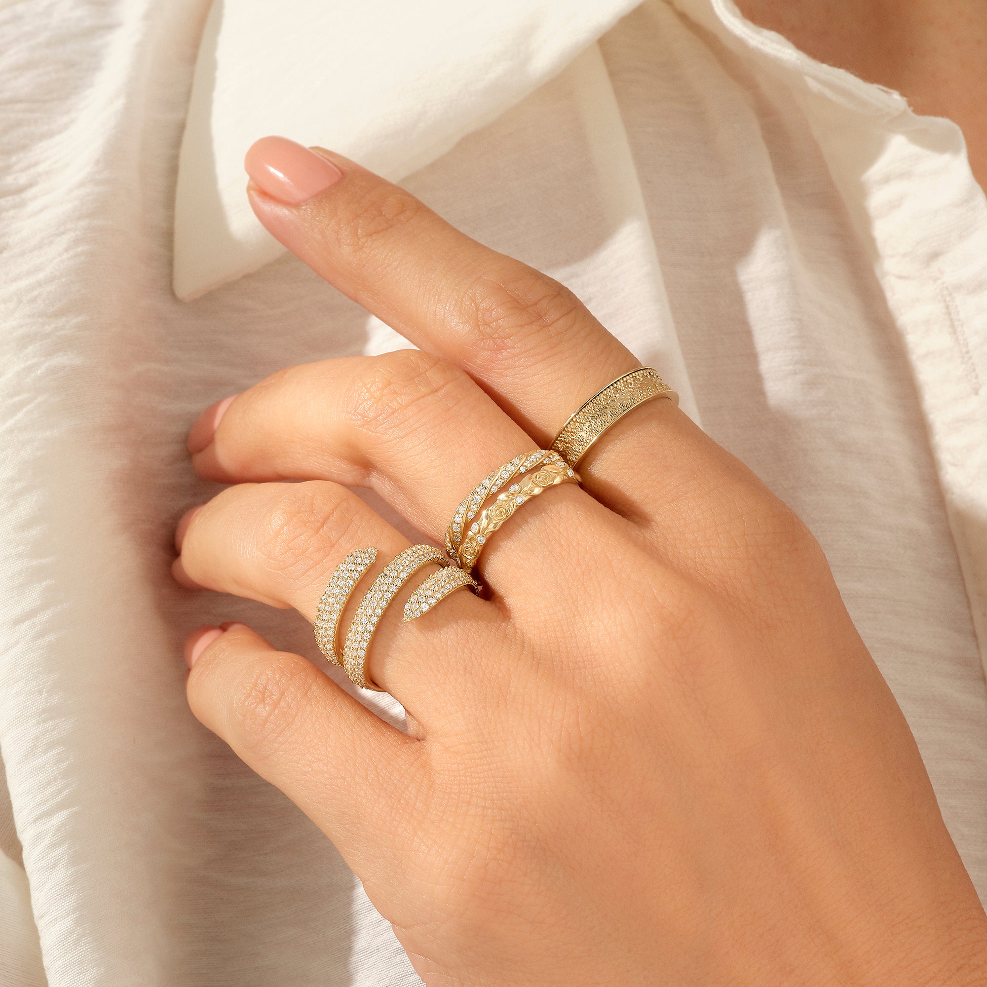 Women's Byzantine Inspired Wedding Band in 14k Solid Gold