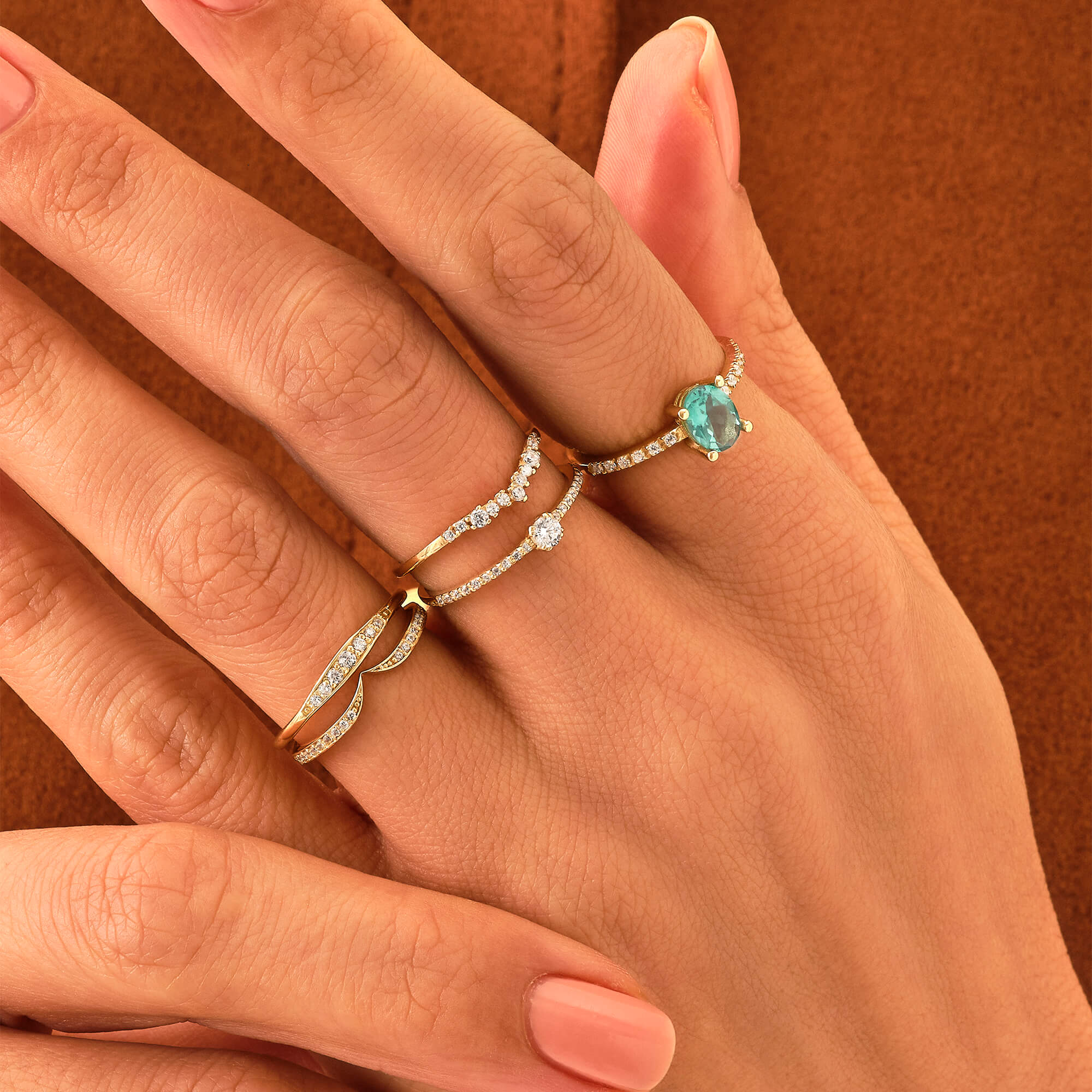 14k Gold 0.175 ctw Diamond Solitaire Half Eternity Ring