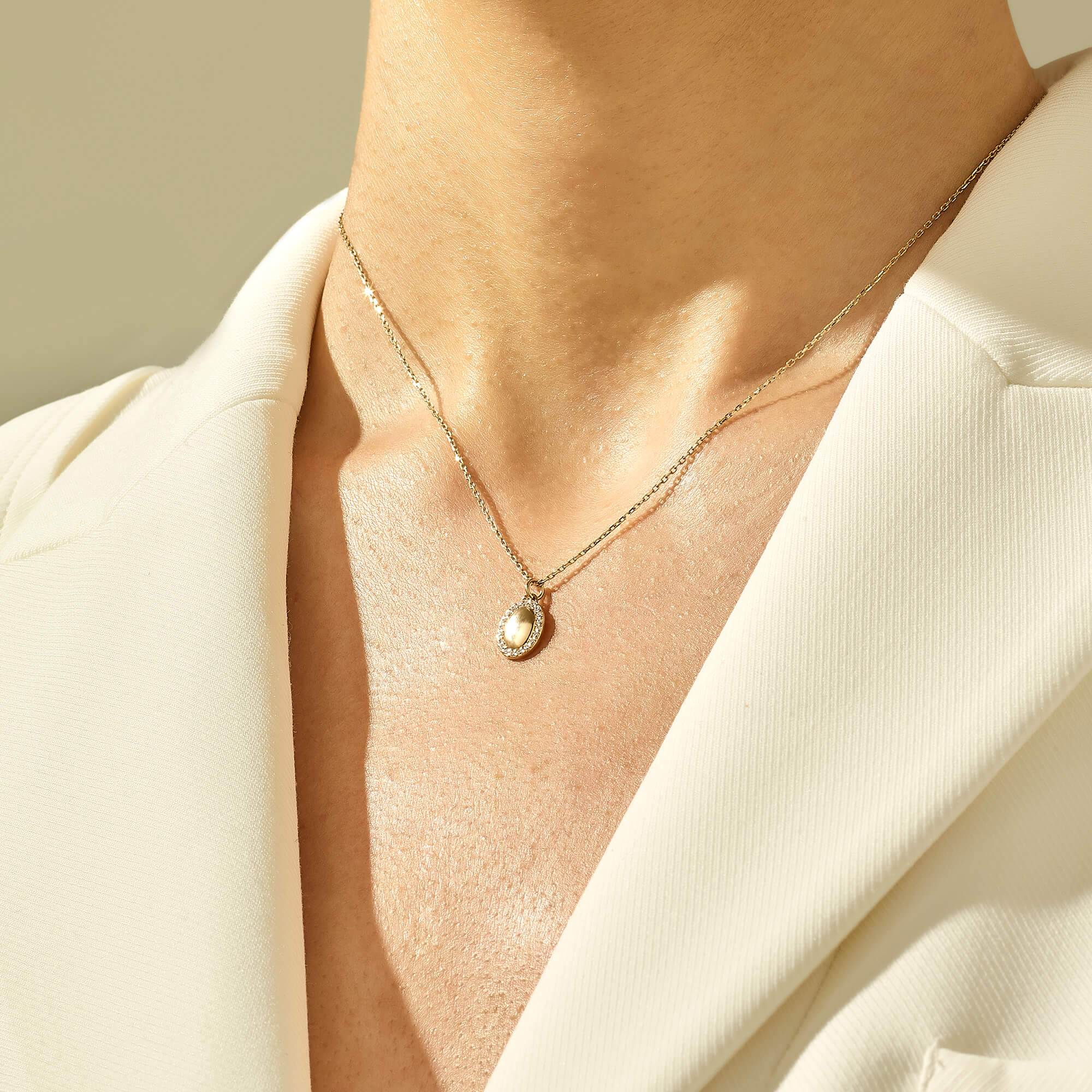 Women's 14k Solid Gold Oval Signet Necklace