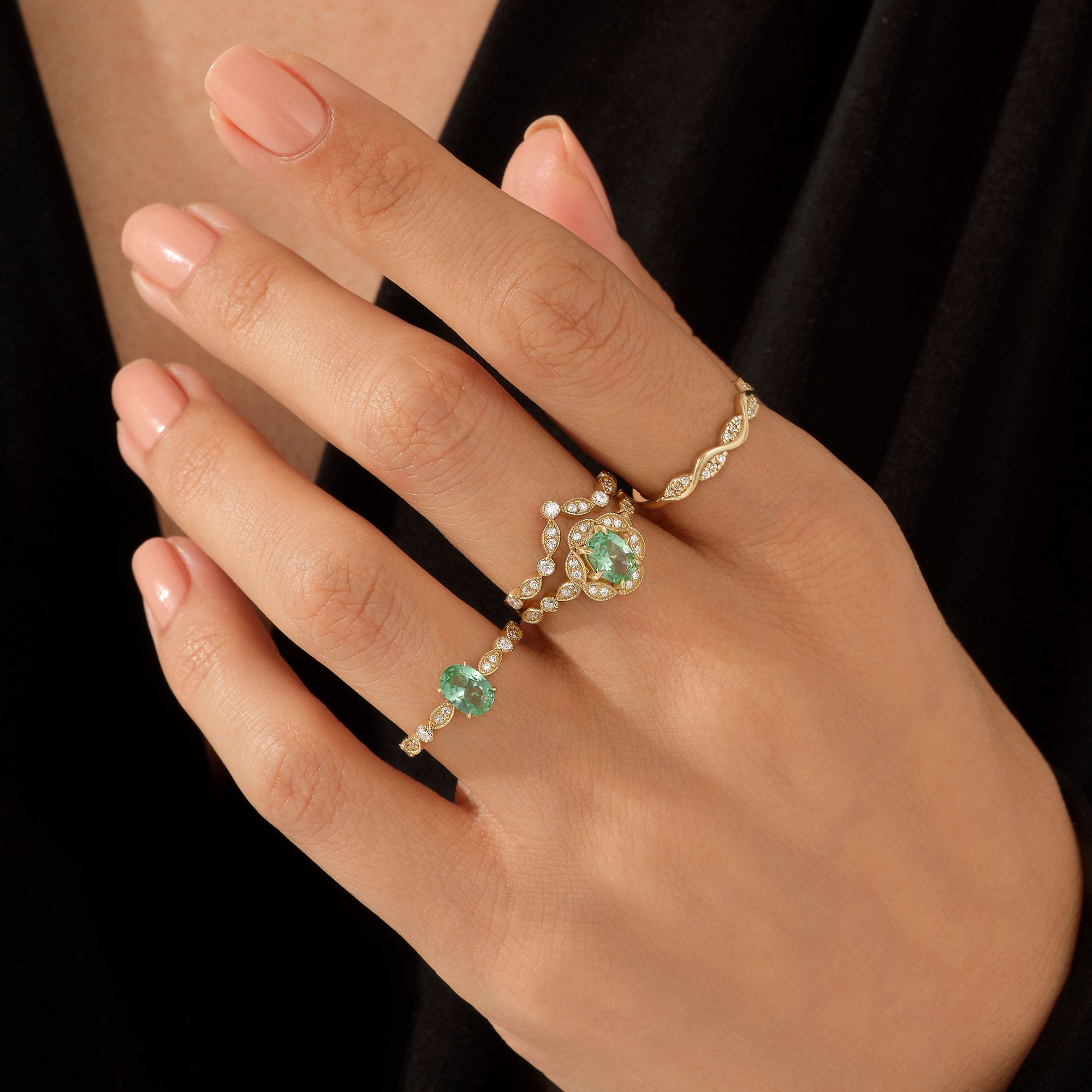 Vintage-Inspire Alternative Engagement Ring in Gold