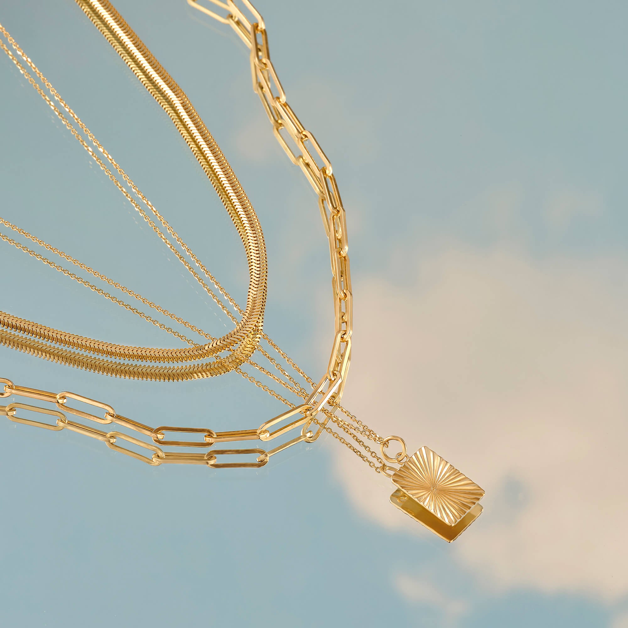 Sun Ray Rectangle Necklace for Women in 14k Gold