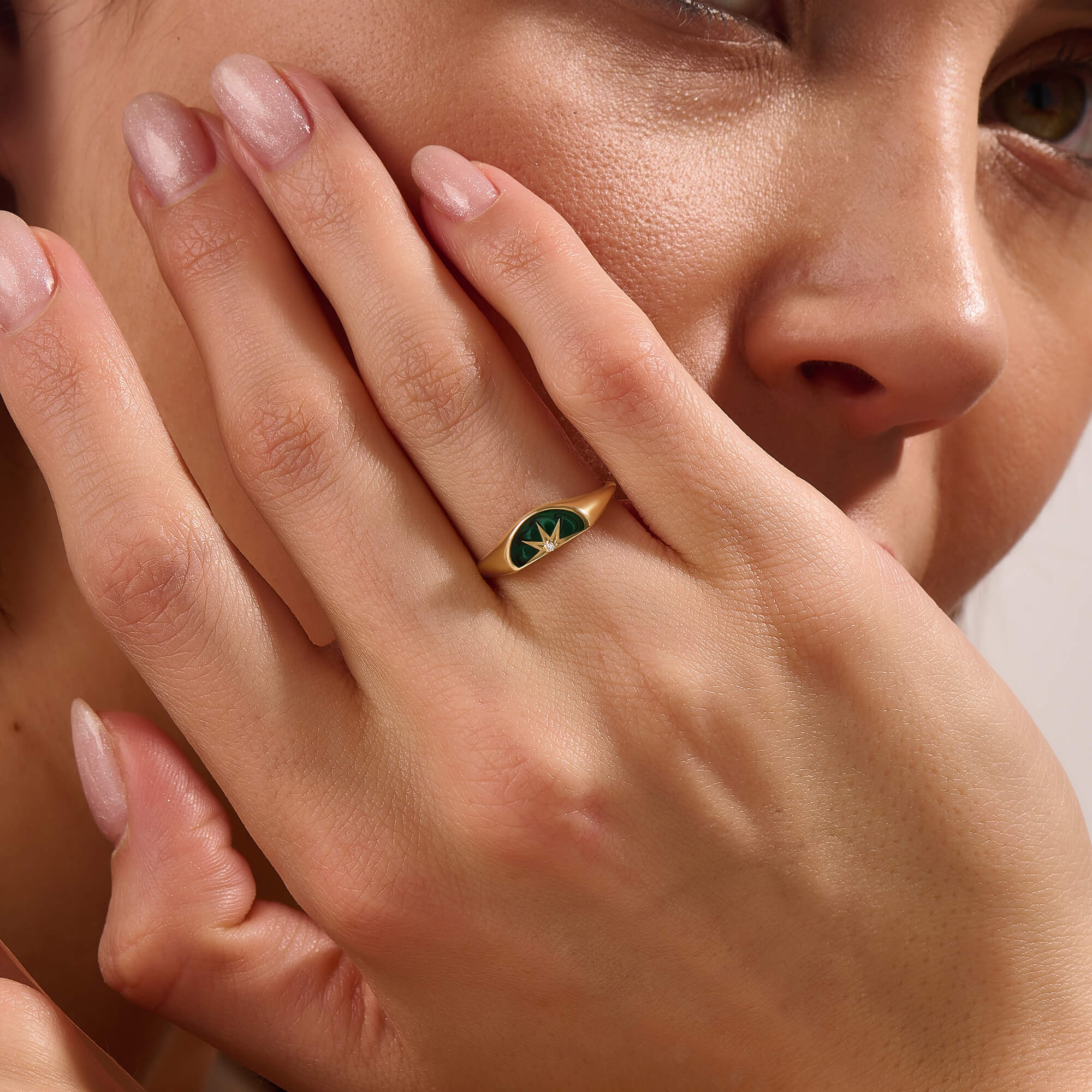 14K Real Yellow Gold Sun Green Enamel Semicircle Signet Ring