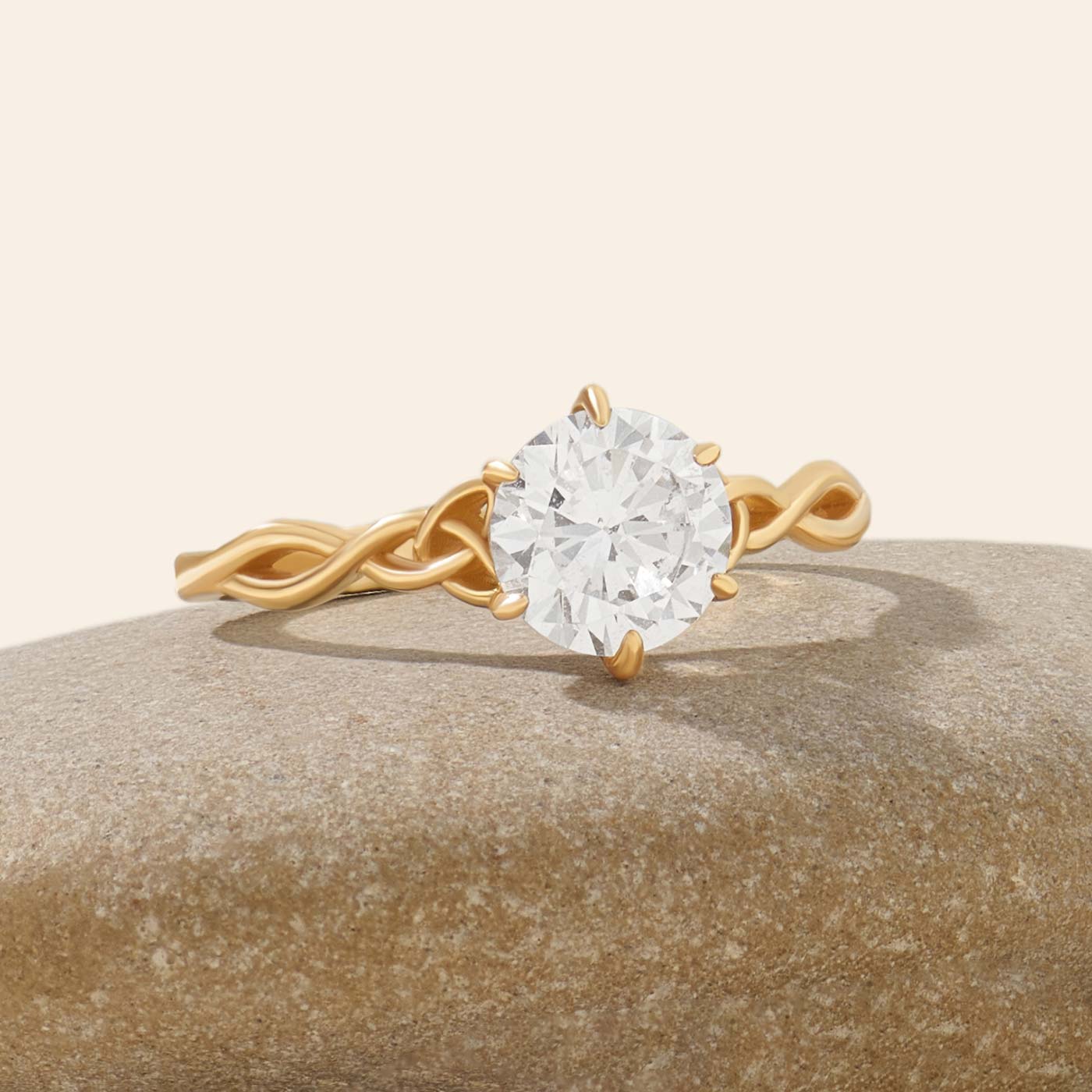 Norm Jewels Solid Gold Celtic Diamond Ring