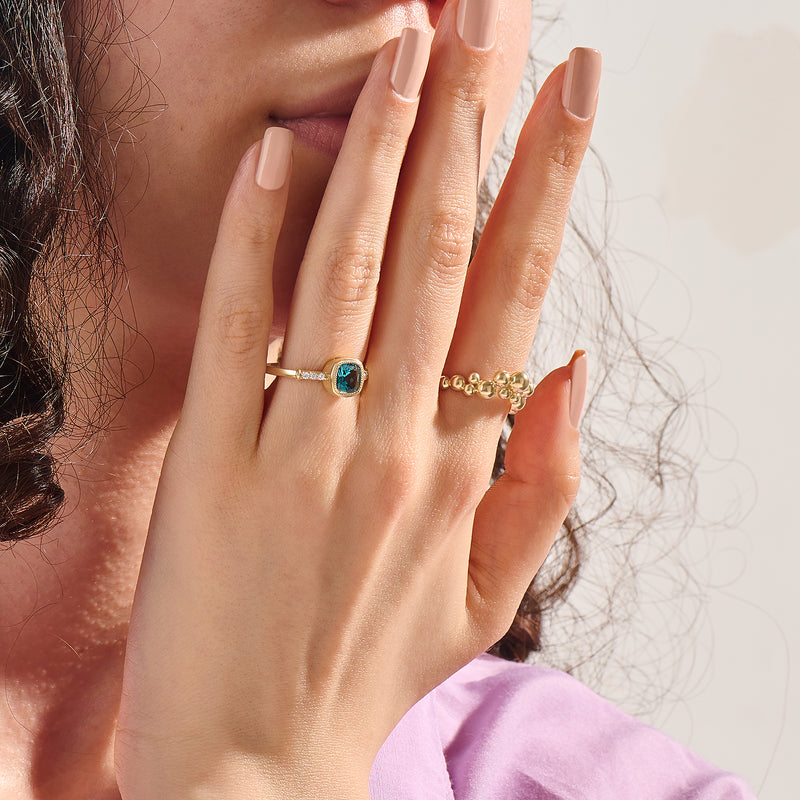 Bold Bubble Curve Ring in Solid Gold