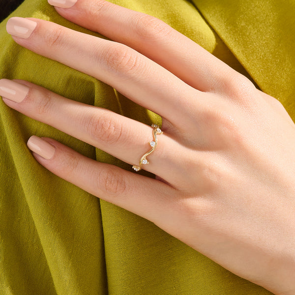 Constellation Wave Ring in Gold