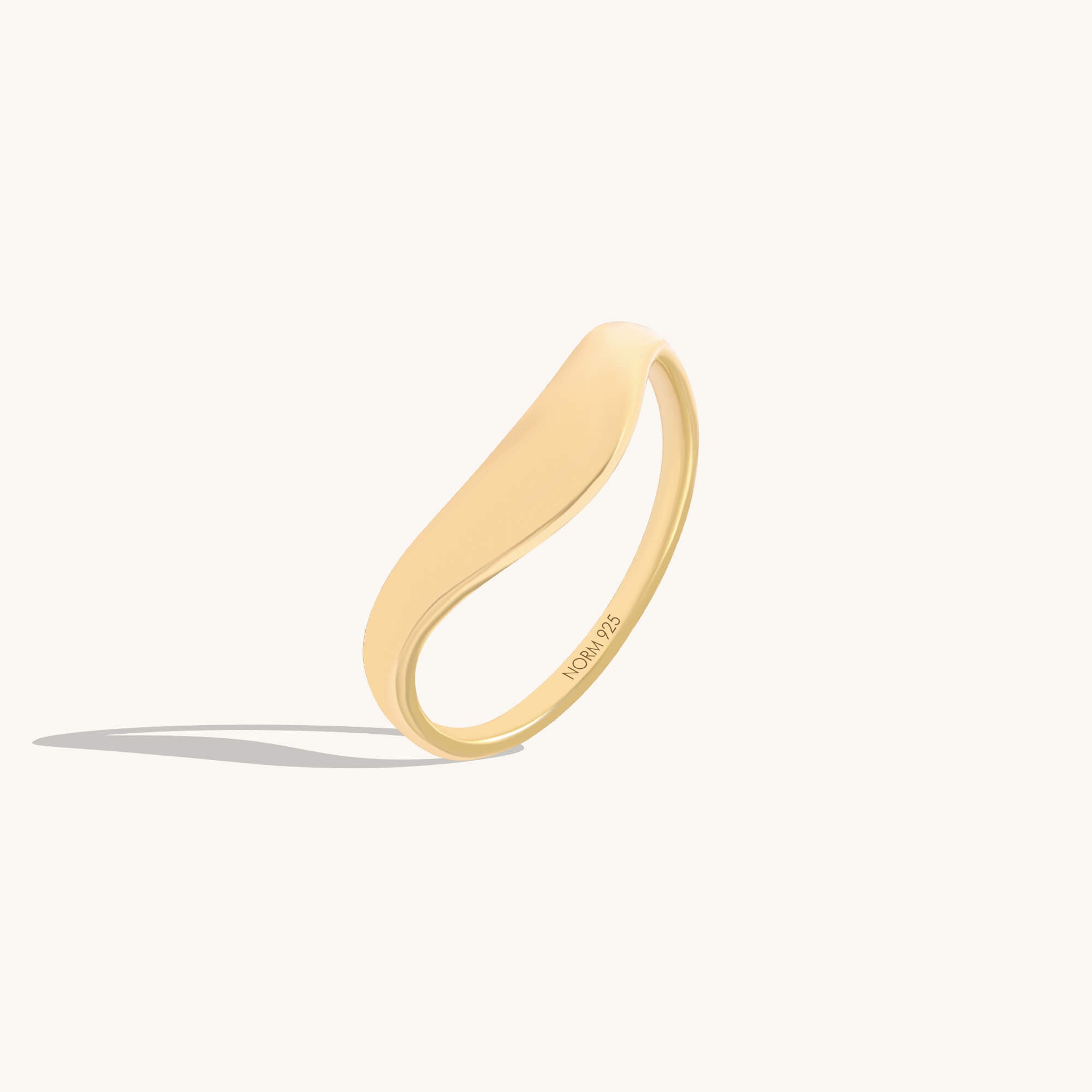 Curve Band Ring in 24K Gold Vermeil