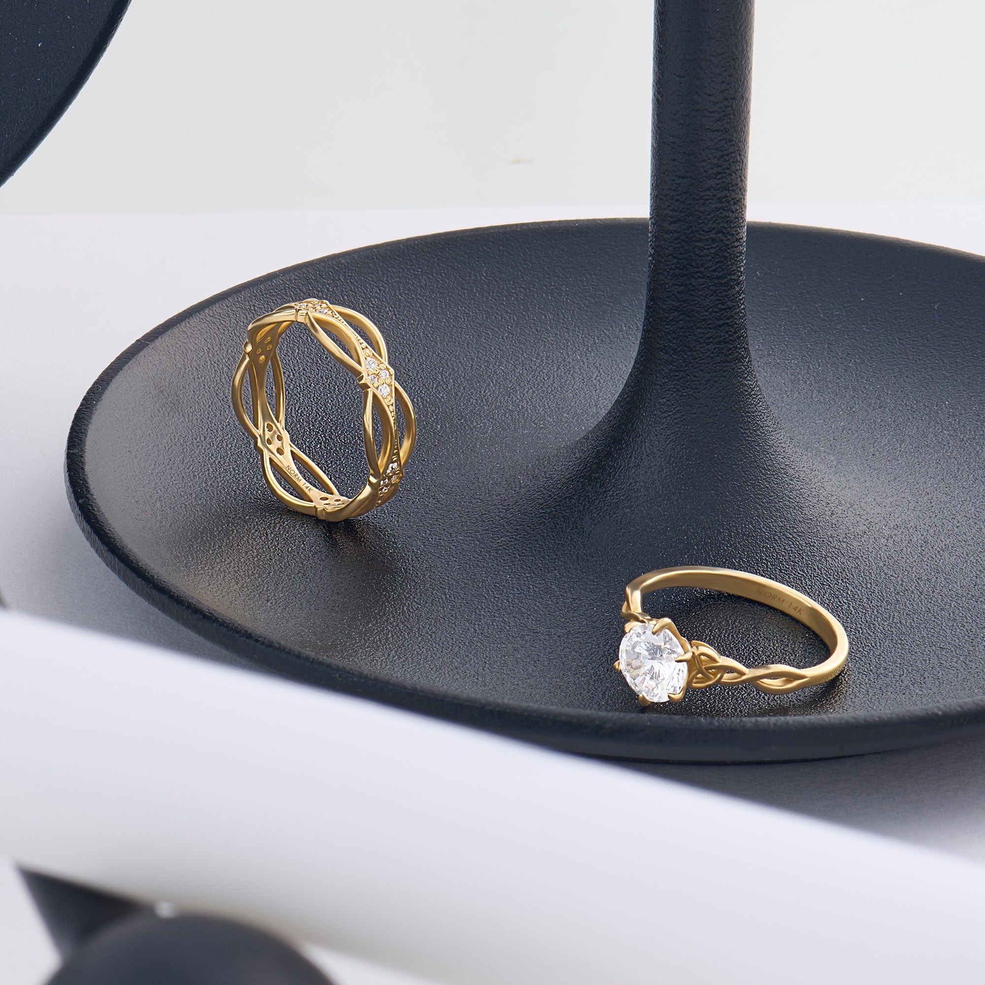 14k Real Yellow Gold 0.29 ctw Diamond Pave Celtic Knot Wedding Band