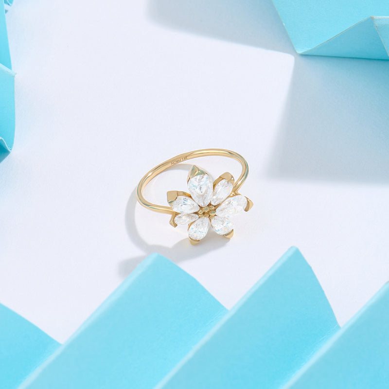 1.90 ctw Diamond Flower Cocktail Ring in 14k Real Yellow Gold