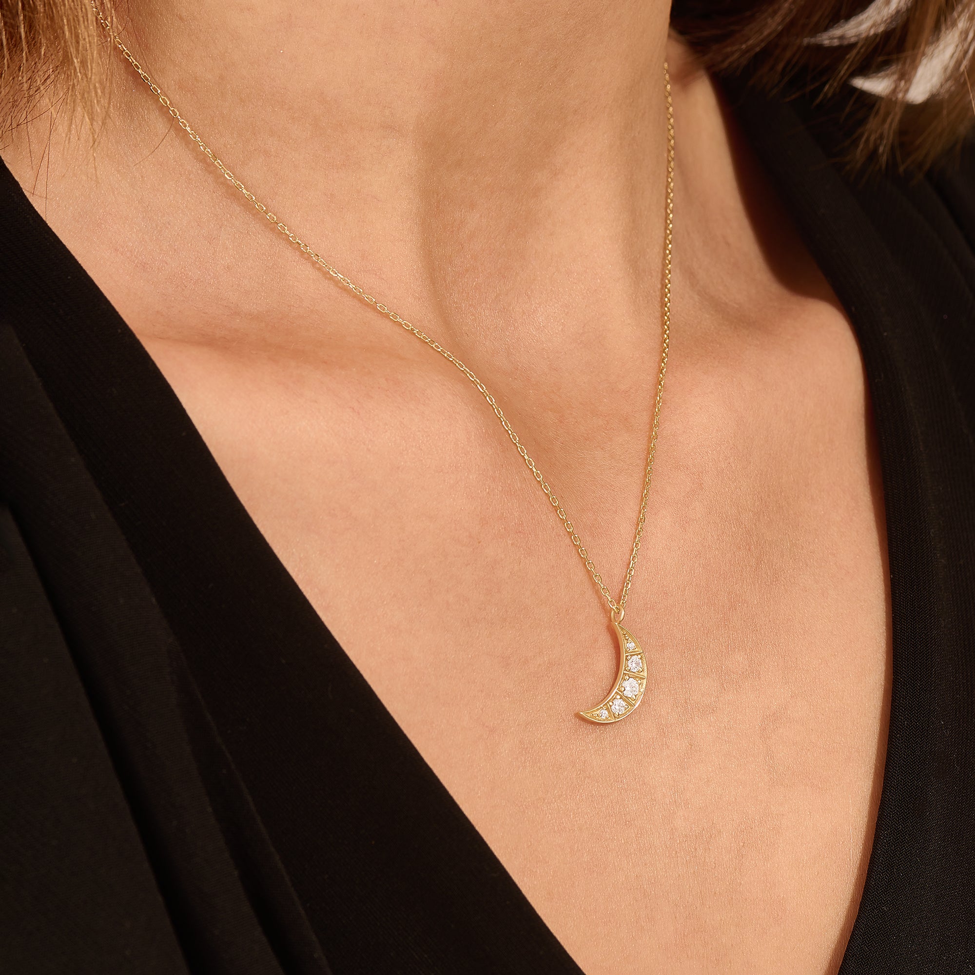 14K Solid Gold 0.25ctw Diamond Crescent Moon Necklace