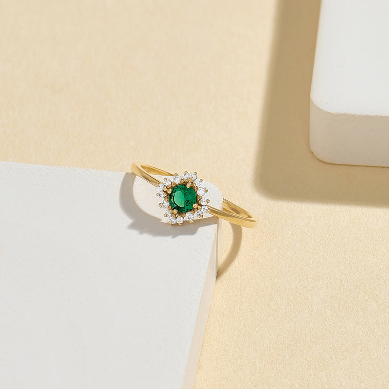 Emerald Solitaire Ring in 14k Real Gold