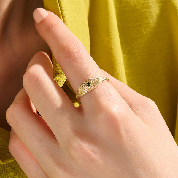 14K Solid Yellow Gold Emerald Sunburst Signet Ring